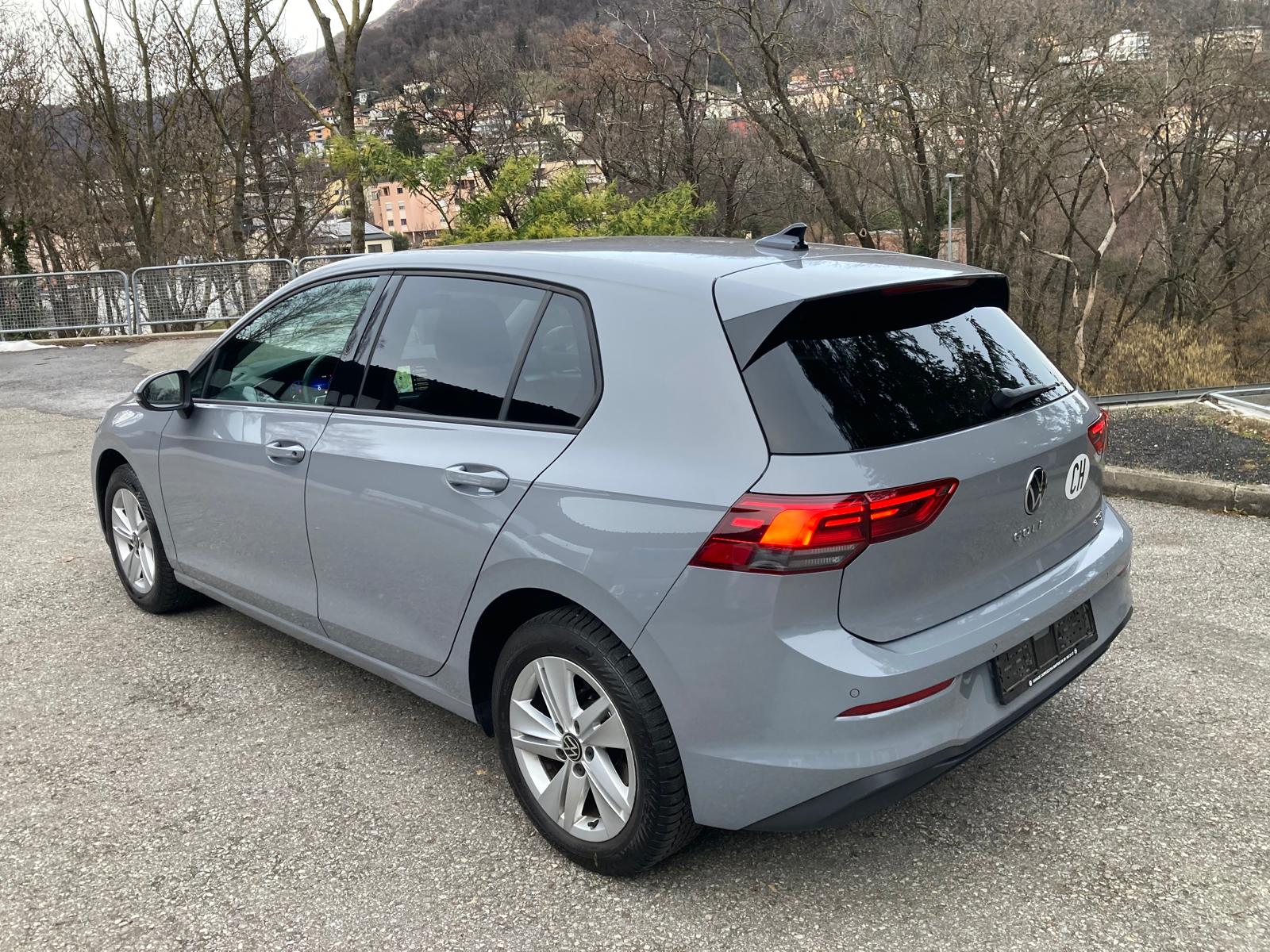 VW Golf 1.0 eTSI mHEV ACTLife DSG-image-4