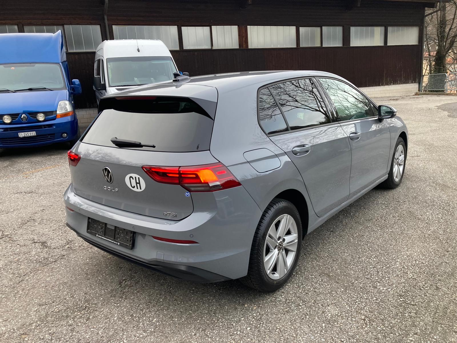 VW Golf 1.0 eTSI mHEV ACTLife DSG-image-6