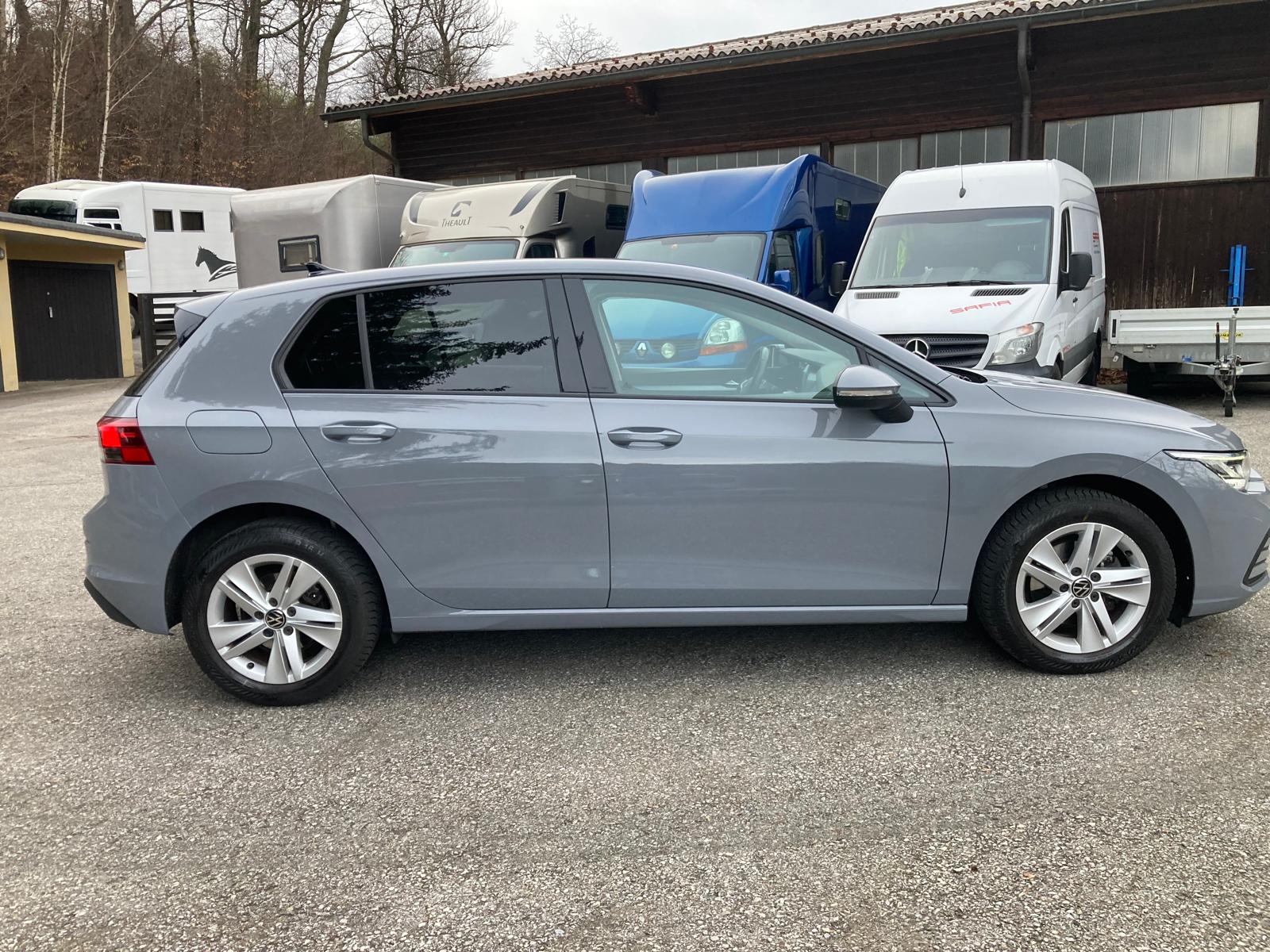 VW Golf 1.0 eTSI mHEV ACTLife DSG-image-7