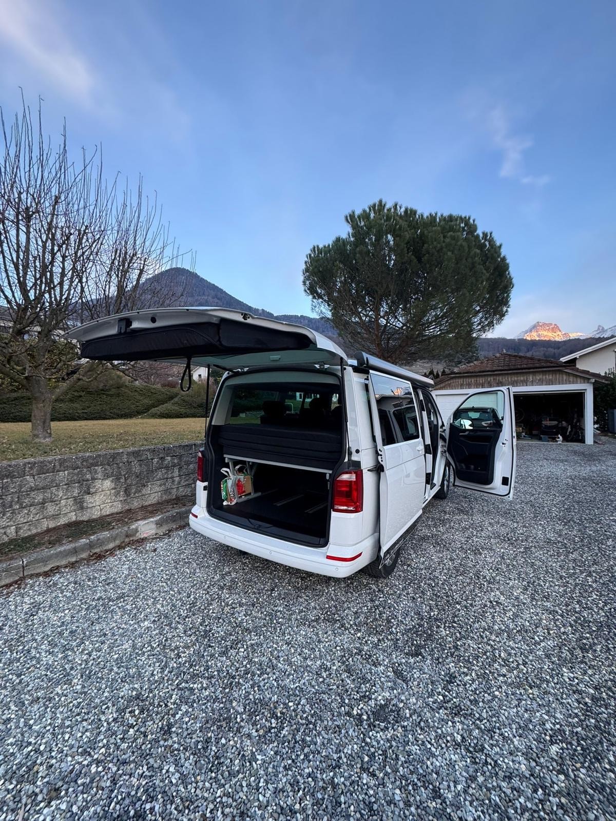 VW T6 California 2.0 Bi-TDI Beach Edition 4Motion DSG-image-3