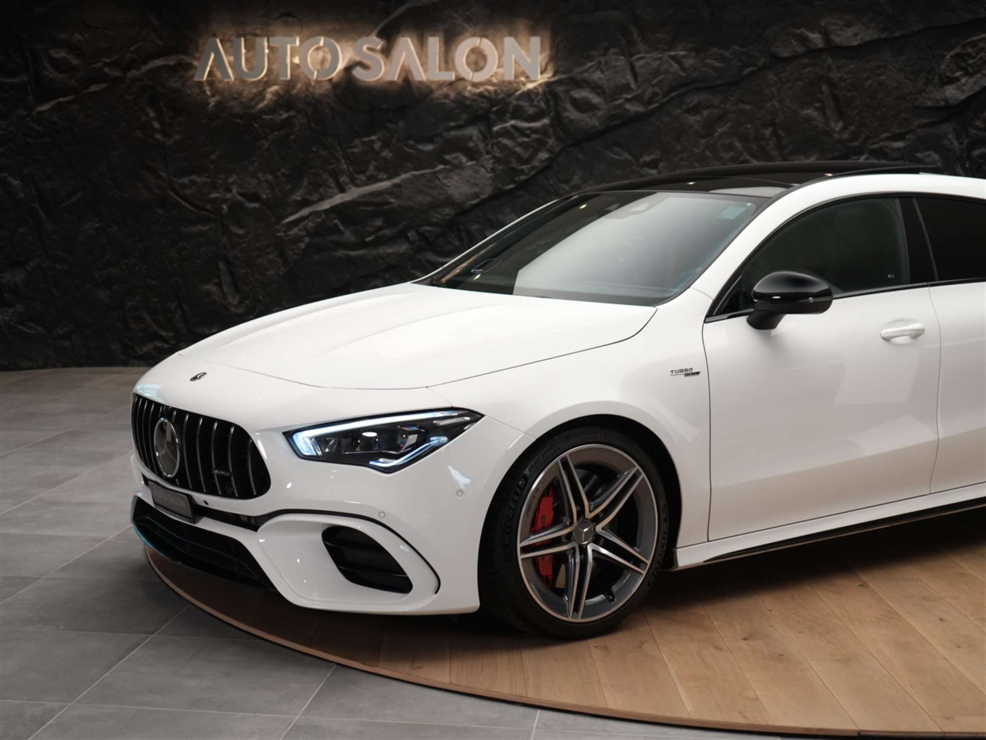 MERCEDES-BENZ CLA Shooting Brake 45 S AMG 4Matic+ 8G-DCT *Panorama*Assistenzpaket*Burmester*-image-16