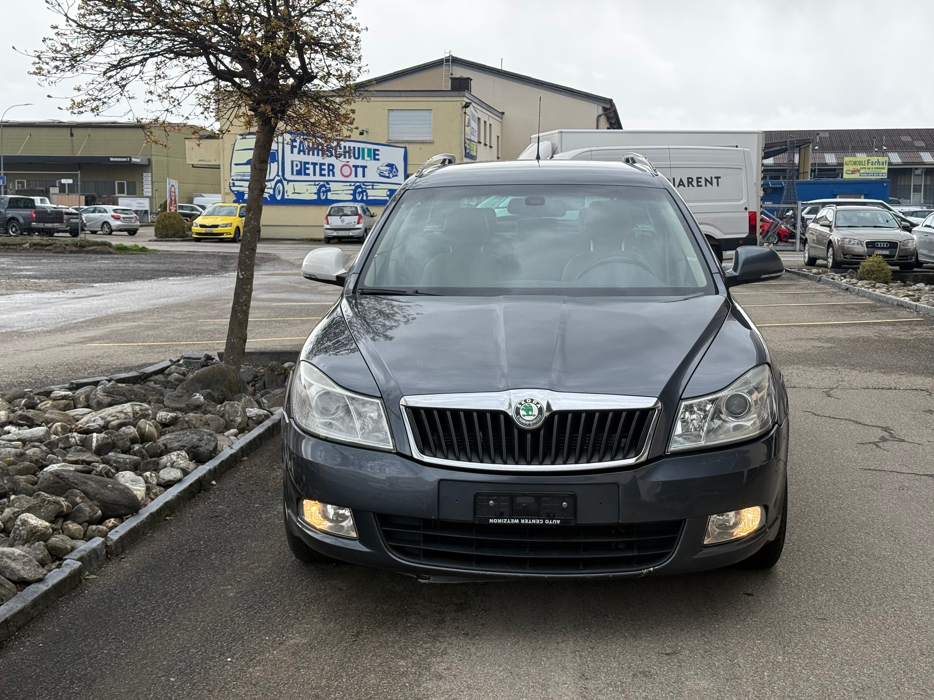 SKODA Octavia Combi 1.8 TSI Adventure 4x4-image-0