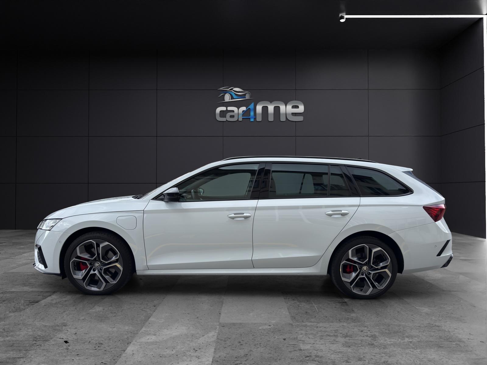 SKODA Octavia Combi 1.4 TSI PHEV 245 RS DSG-showroom-element-1