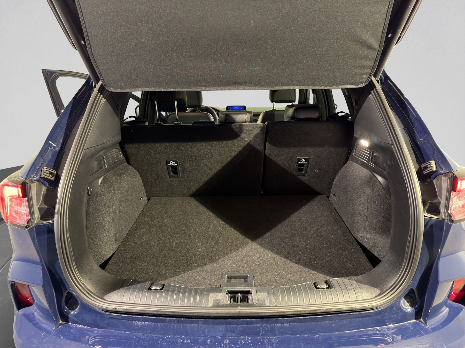 FORD Kuga 2.5 PHEV ST-Line X 2WD-image-15