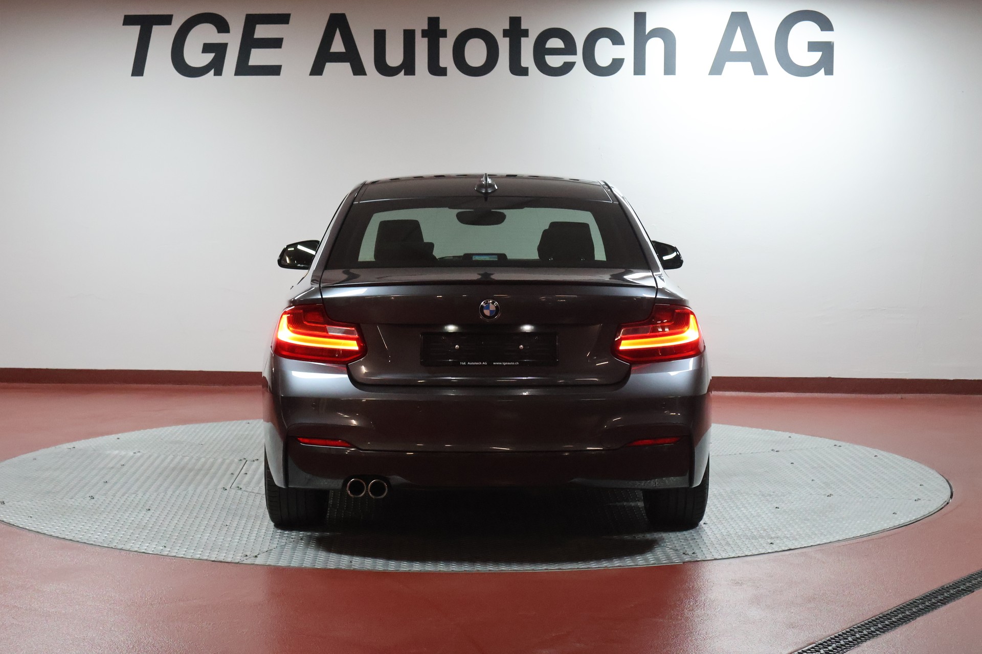 BMW 220d M Sport-image-16