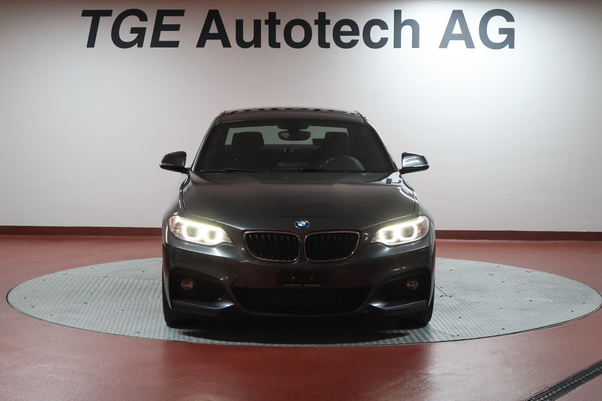 BMW 220d M Sport-image-1