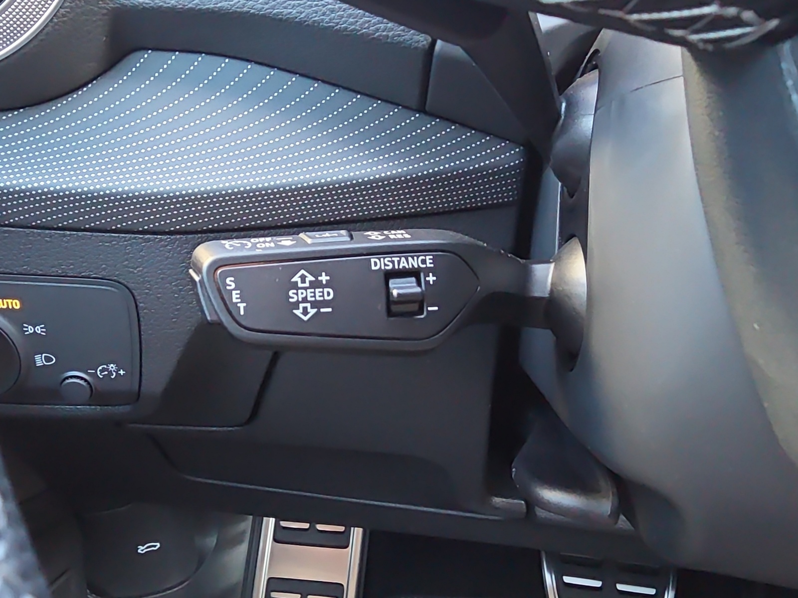 AUDI SQ2 TFSI quattro S-tronic-image-12