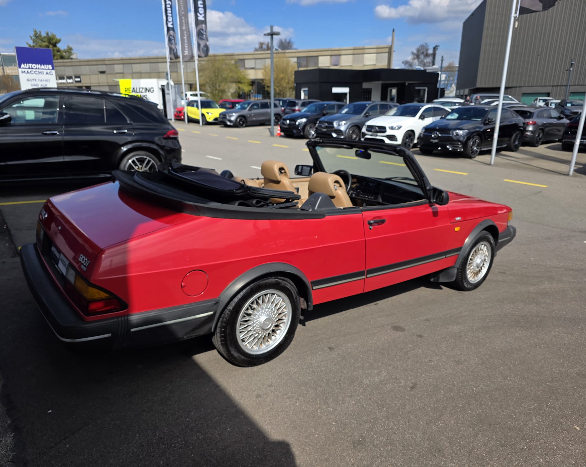 SAAB 900i 2.0-16-image-2