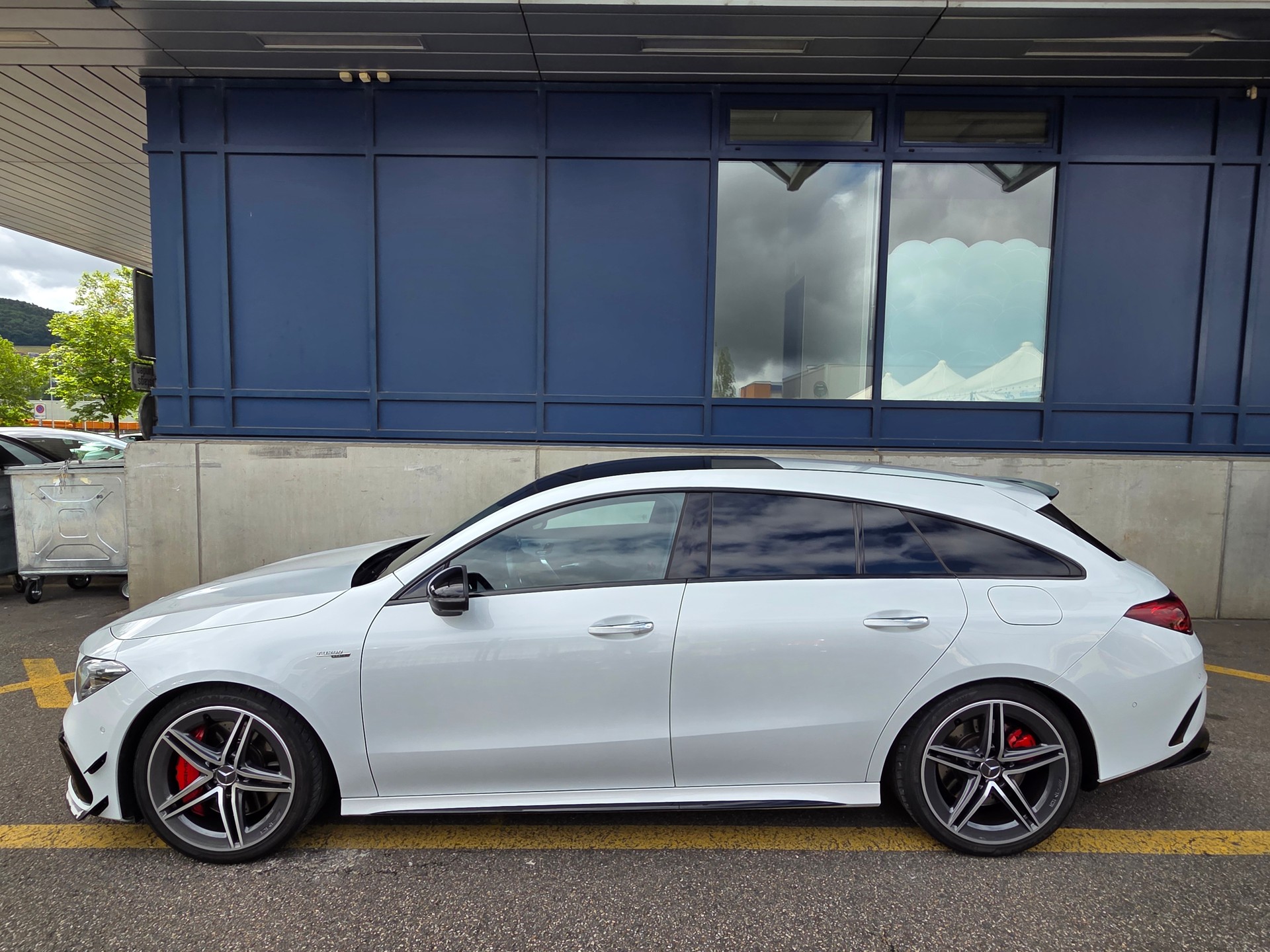 MERCEDES-BENZ CLA Shooting Brake 45 AMG 4Matic+ 8G-DCT-image-5