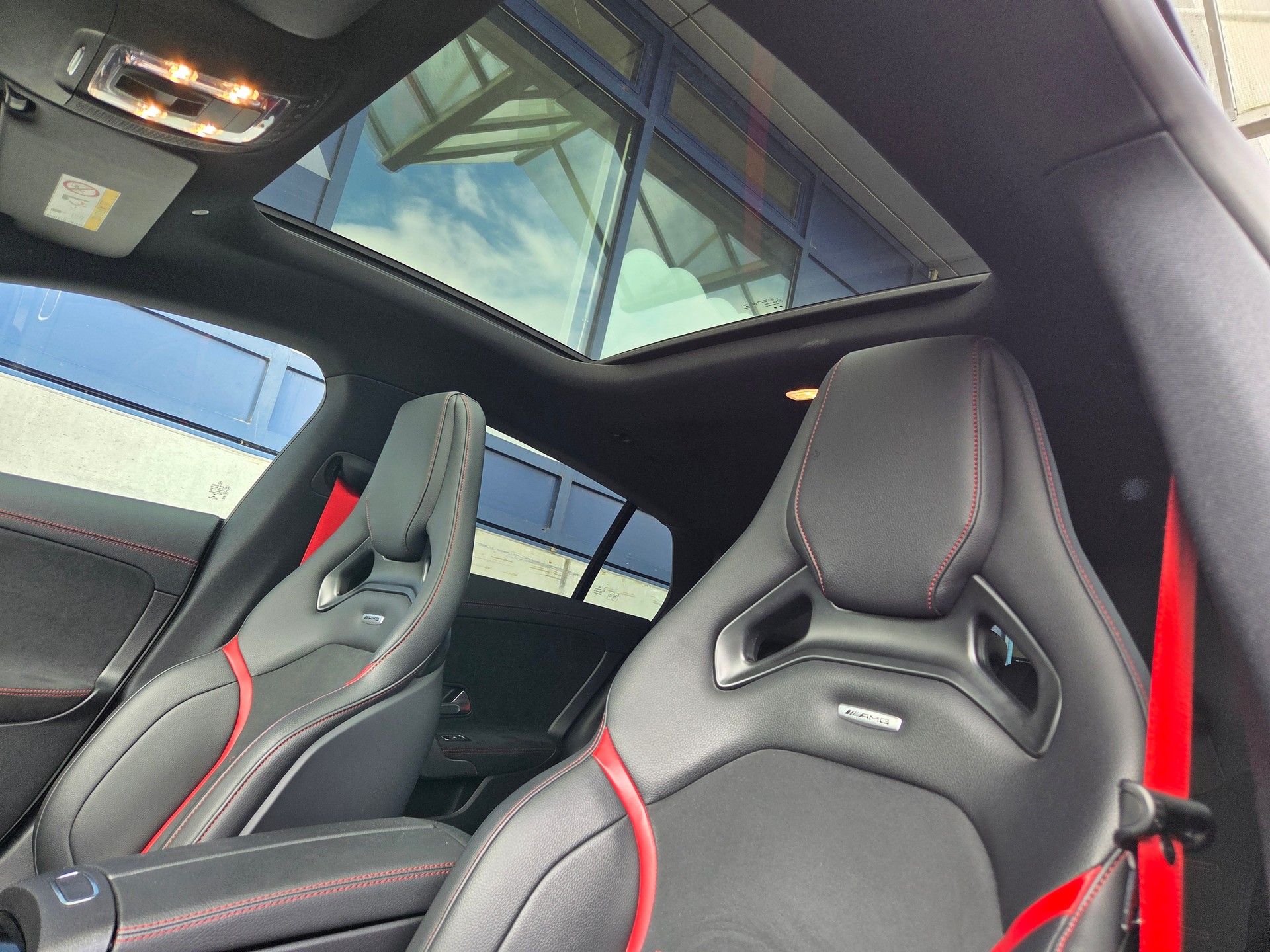 MERCEDES-BENZ CLA Shooting Brake 45 AMG 4Matic+ 8G-DCT-image-11