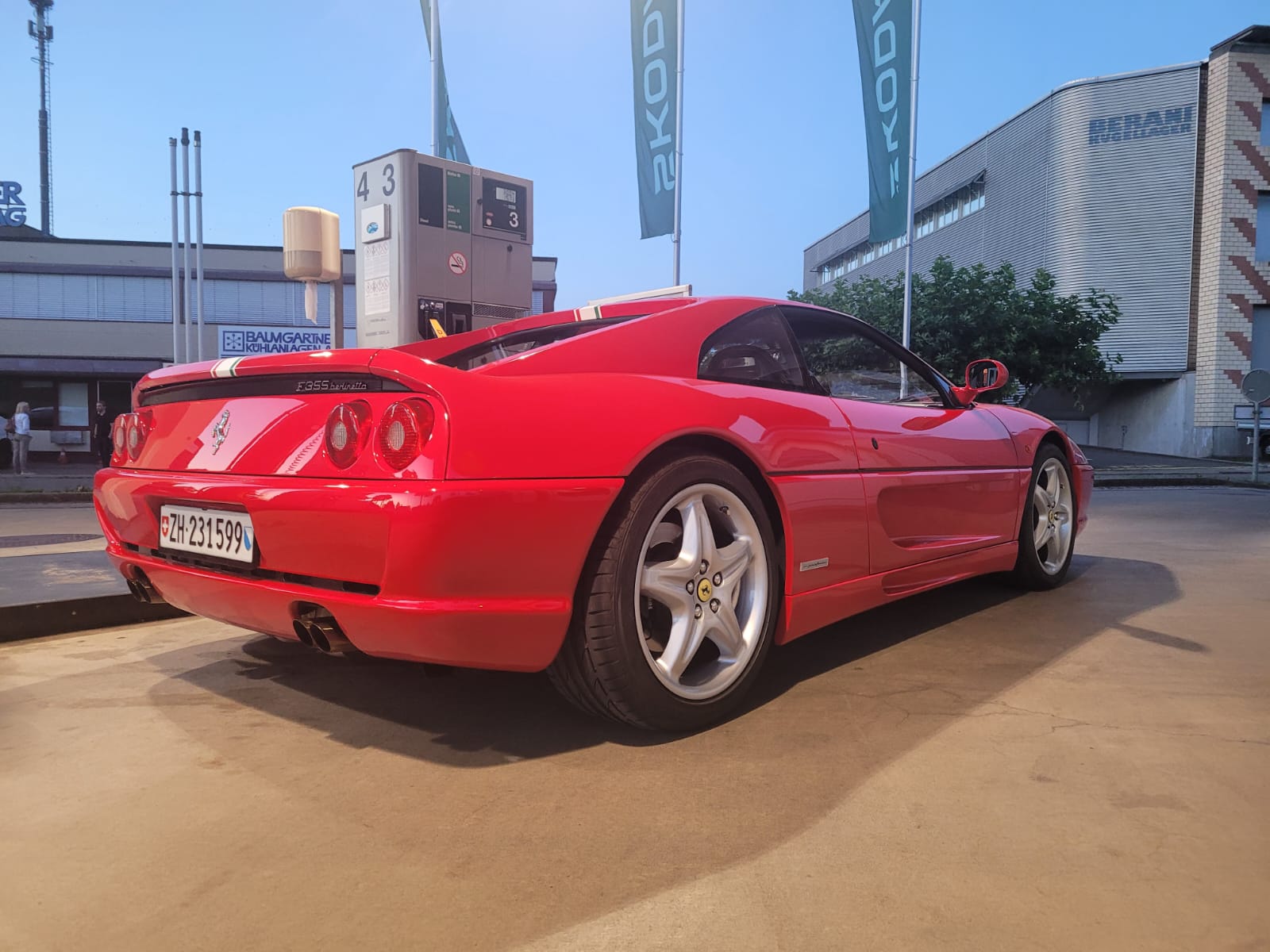 FERRARI F355 Berlinetta-image-2