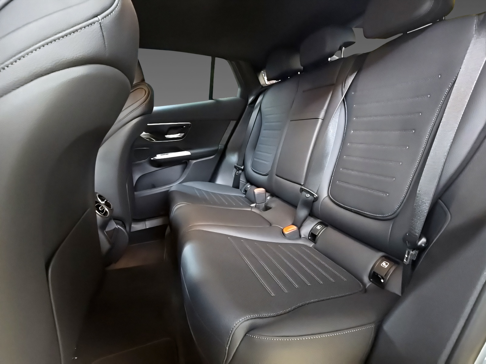 MERCEDES-BENZ GLC 220 d 4Matic Coupé-image-9
