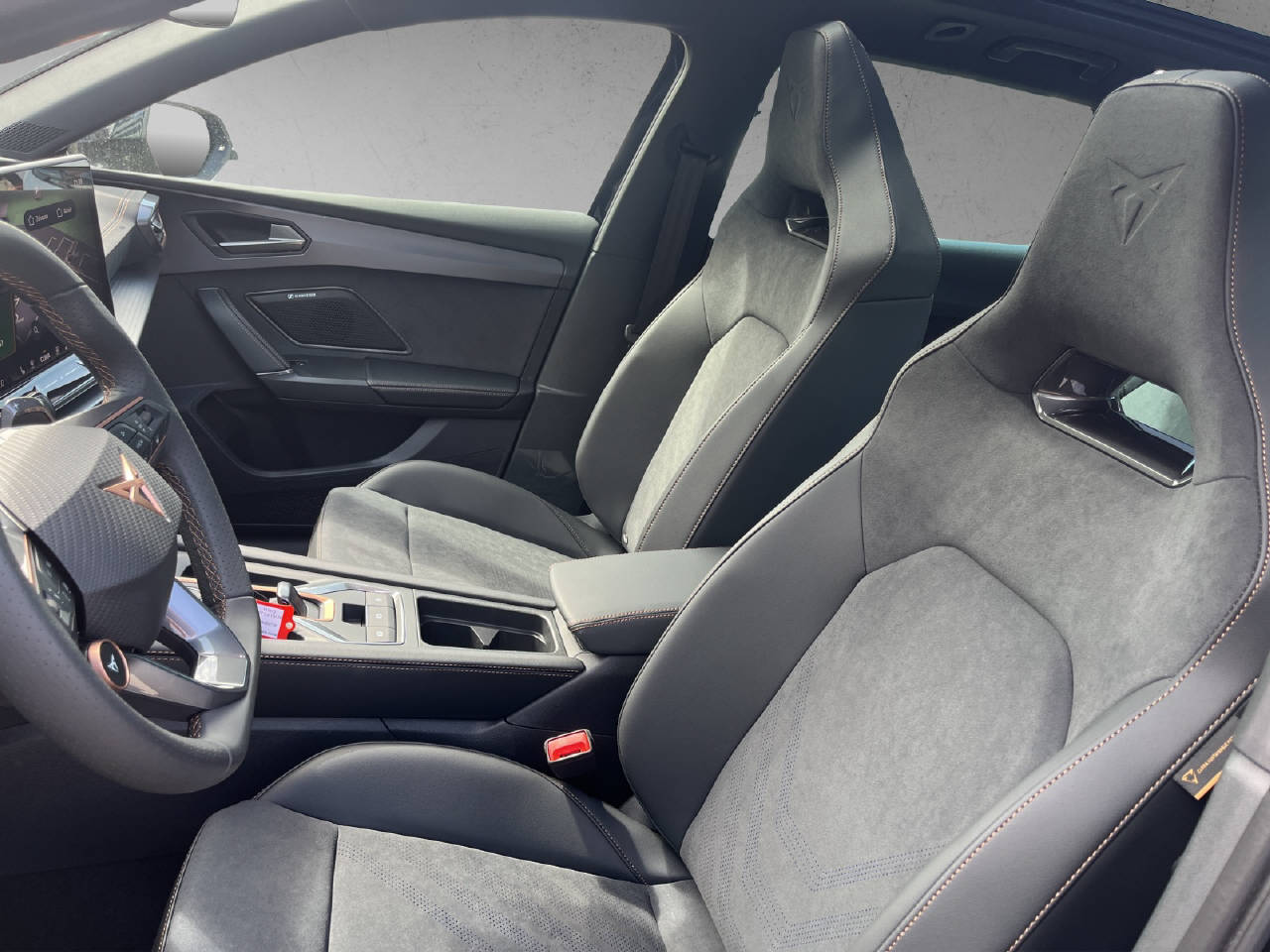 CUPRA Leon ST 2.0 TSI 204 Prime Edition 4Drive DSG-image-6