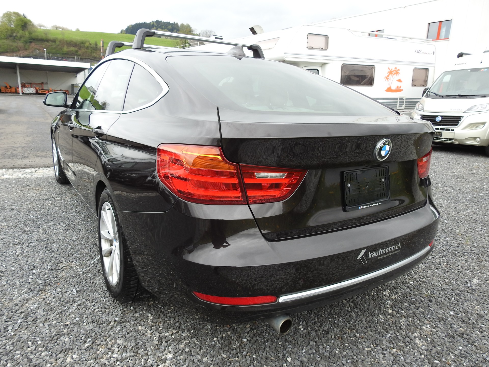 BMW 320d GT xDrive Luxury Line Steptronic-image-3