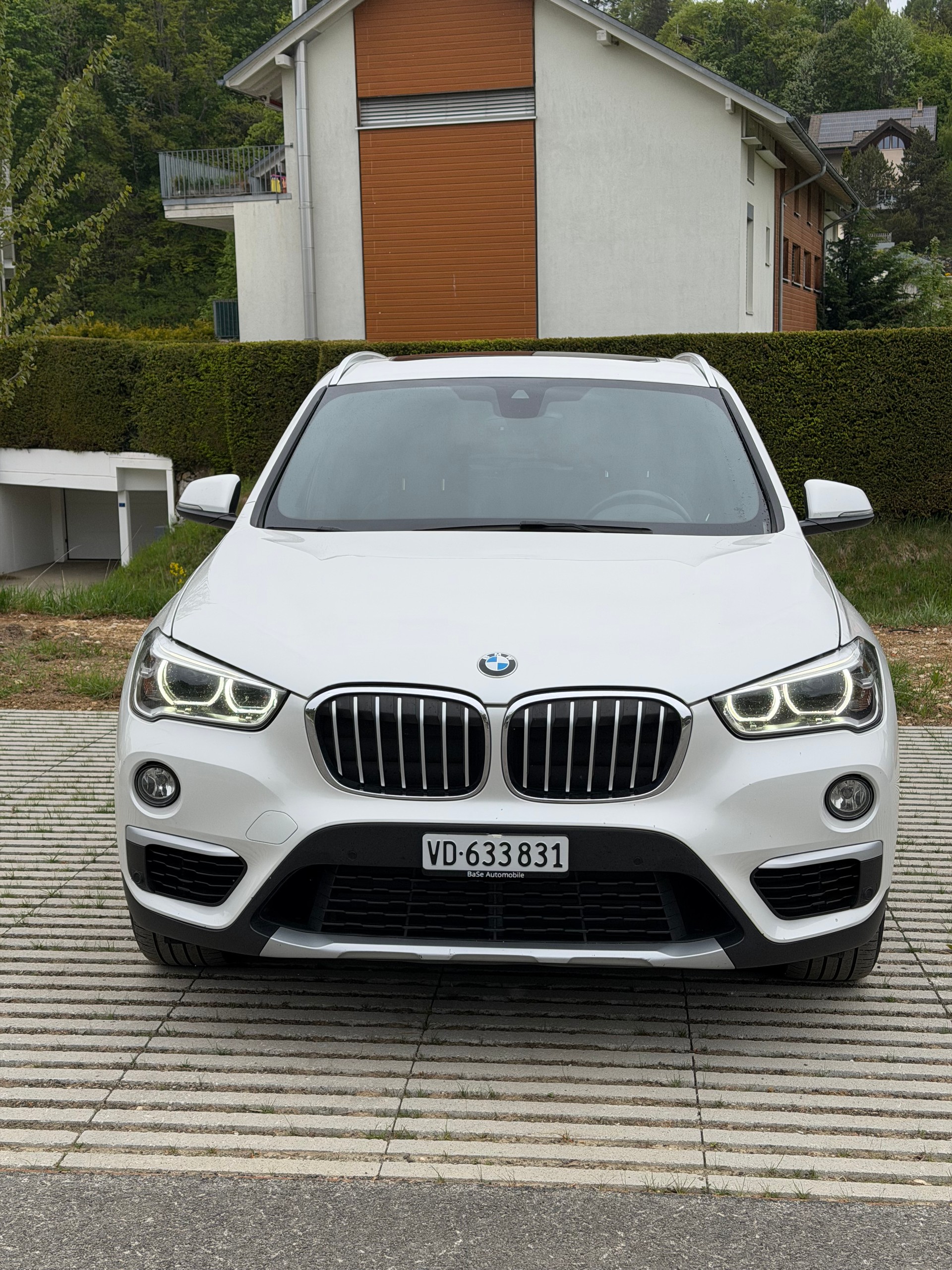 BMW X1 xDrive 25d M Sport Steptronic-image-0