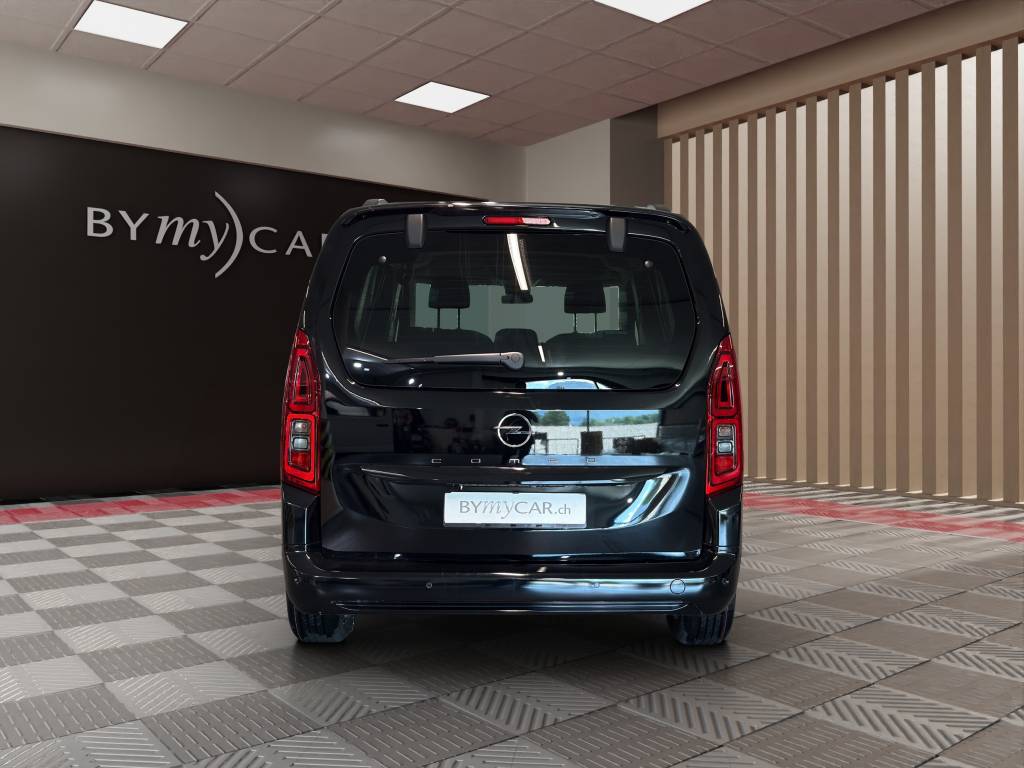 OPEL Combo 1.5 GS Automat-image-11