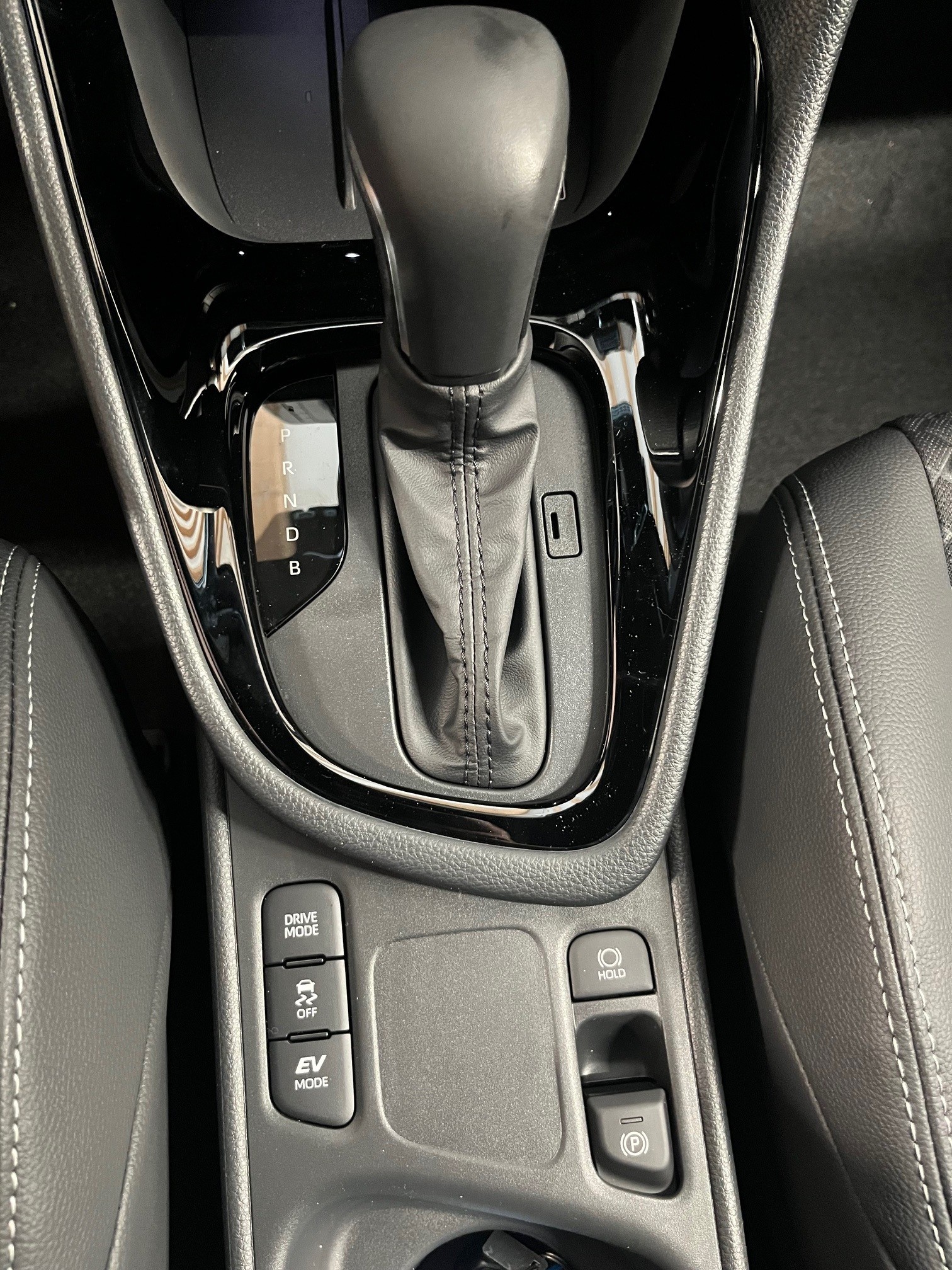 MAZDA 2 Hybrid Homura-image-11