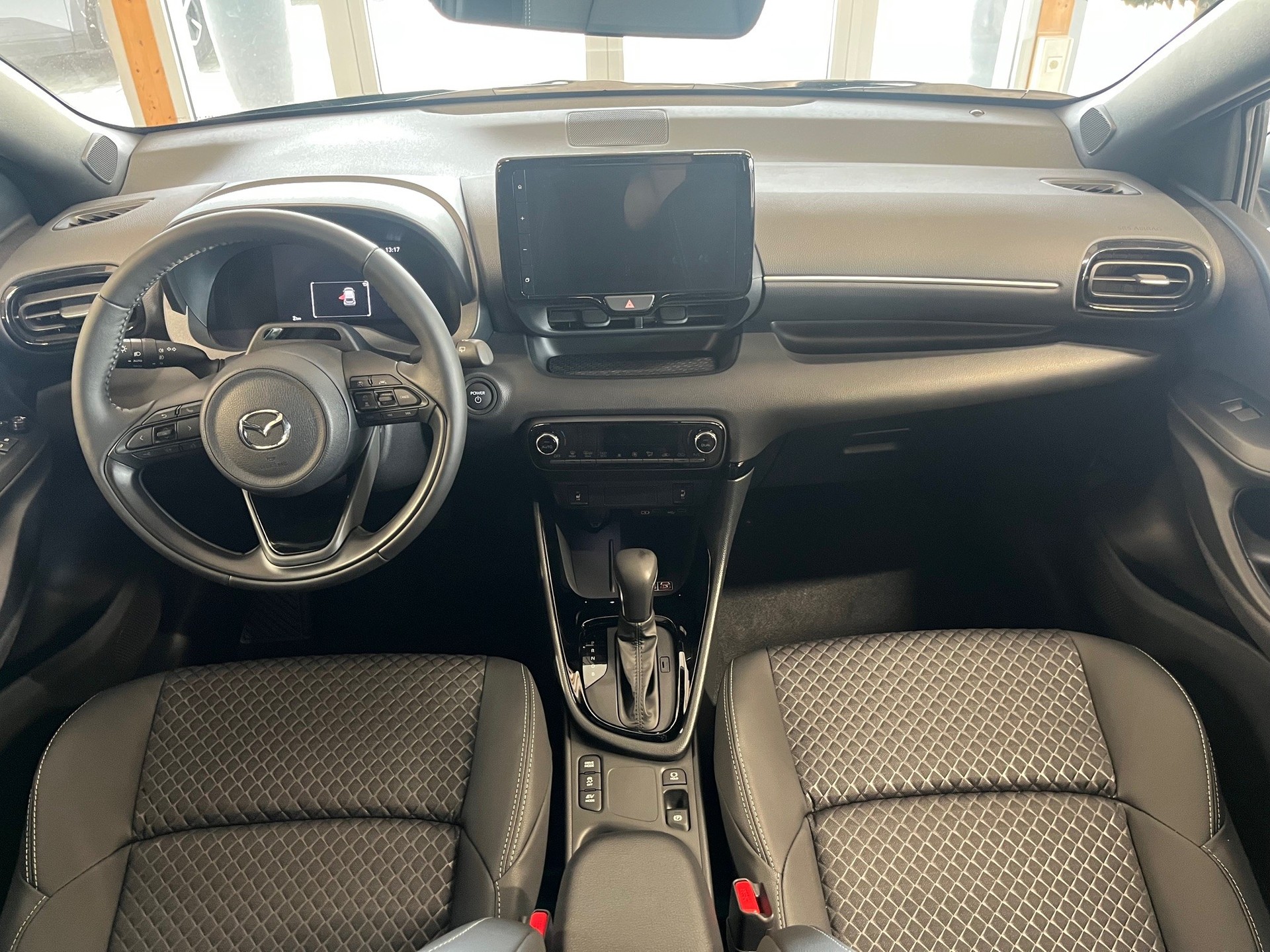 MAZDA 2 Hybrid Homura-image-9