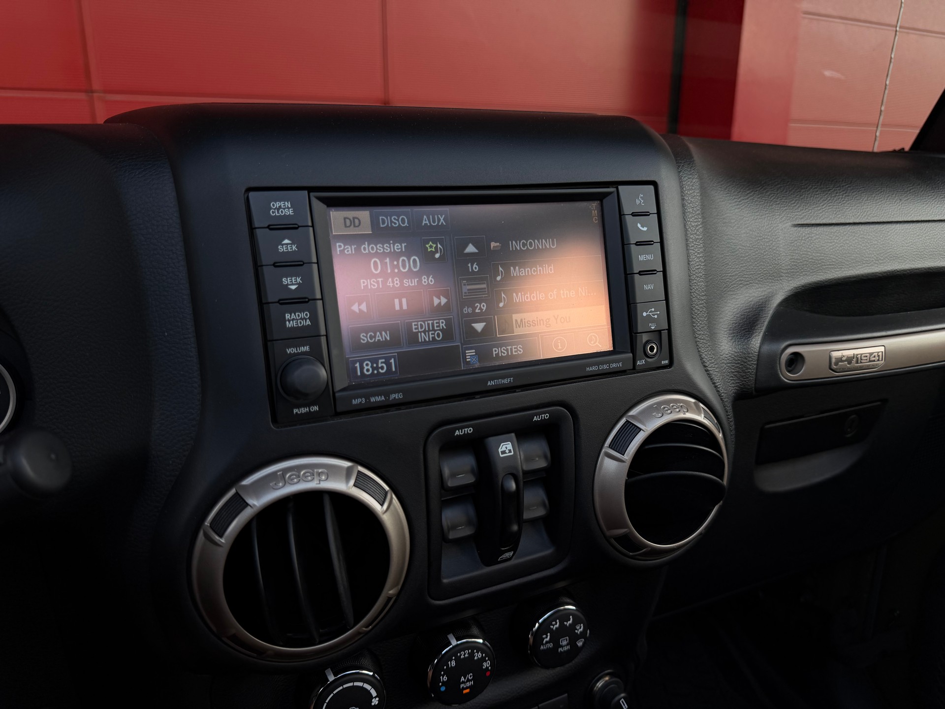 JEEP Wrangler 2.8CRD Unlimited 75th Anniversary Automat *CH-Fahrzeug*-image-11