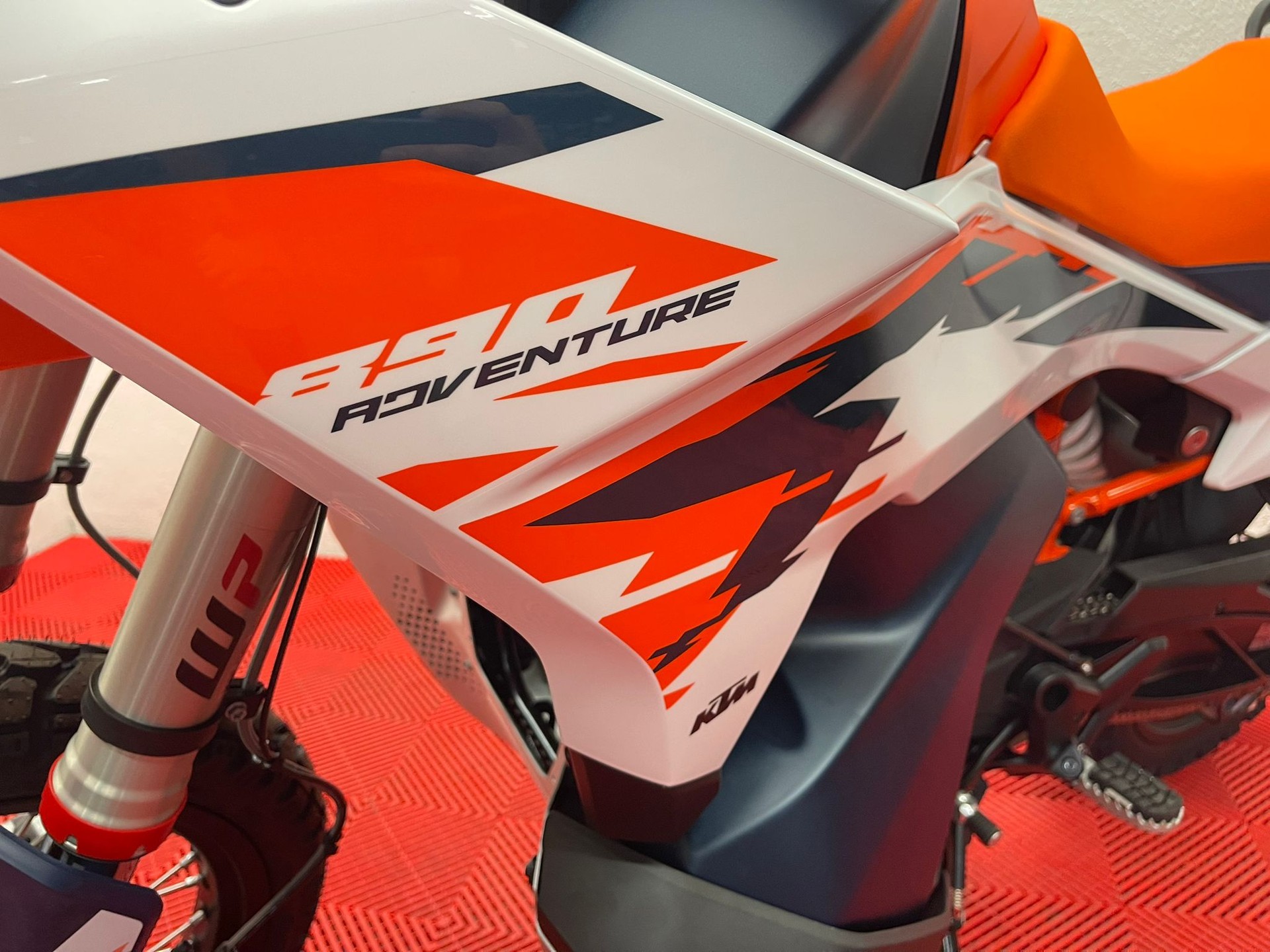 KTM 890 Adventure R-image-11