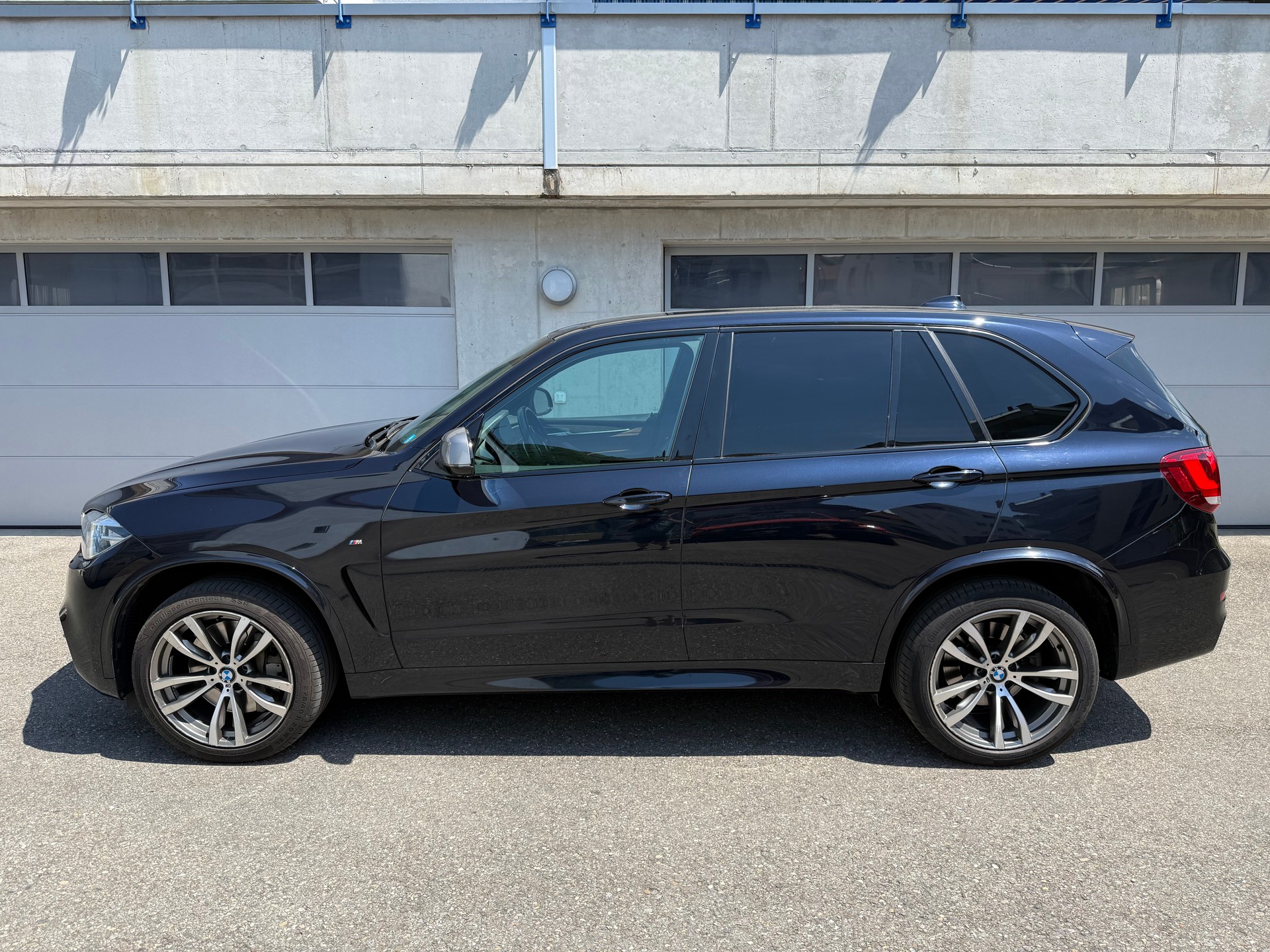 BMW X5 xDrive M50d Steptronic-image-6