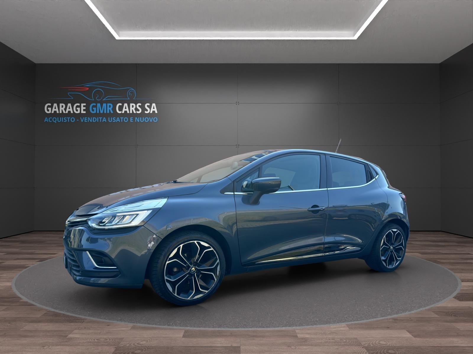 RENAULT Clio 1.2 16V T Swiss Edition EDC-image-2