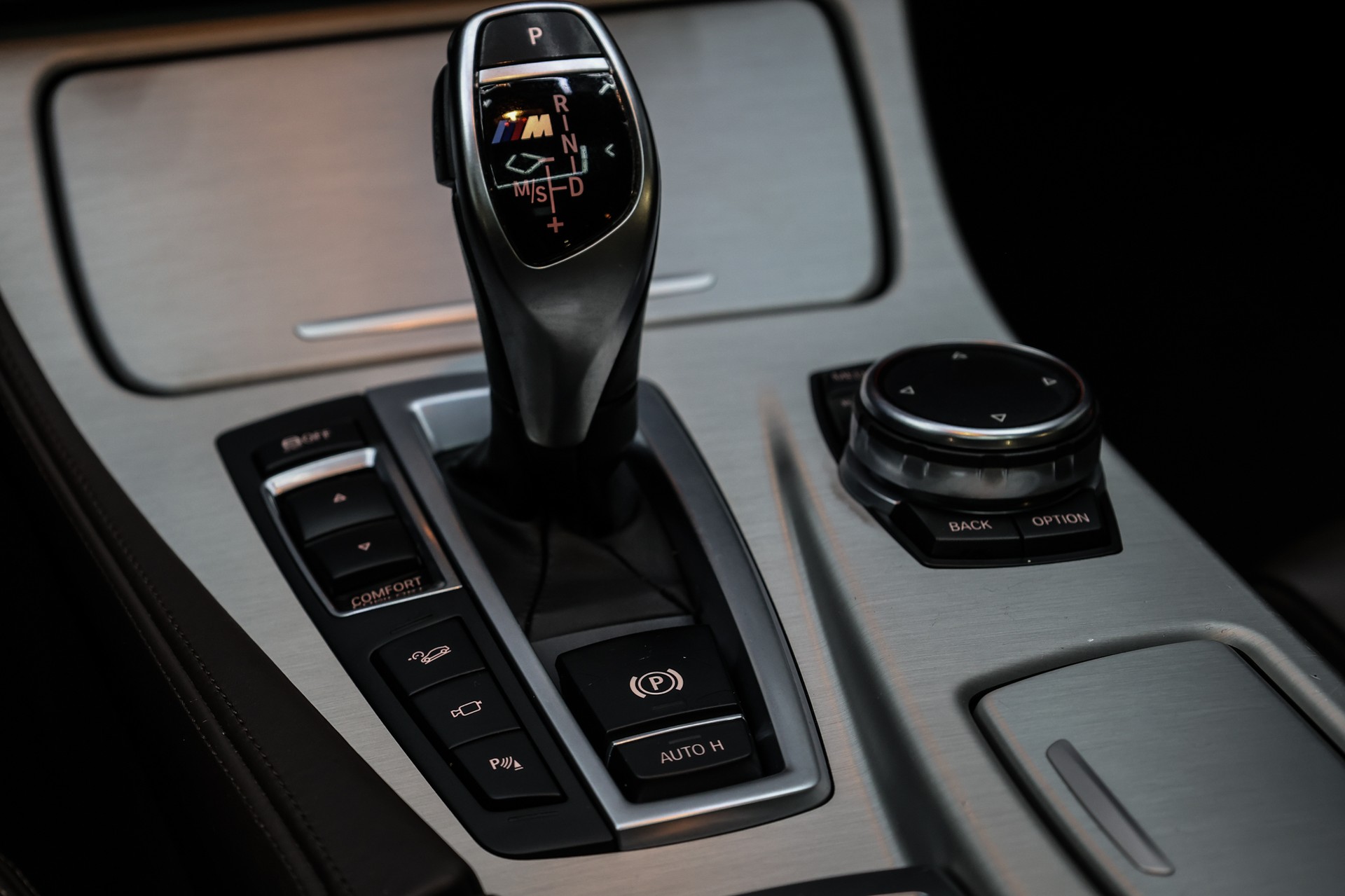 BMW M 550d xDrive Touring M Paket-image-25
