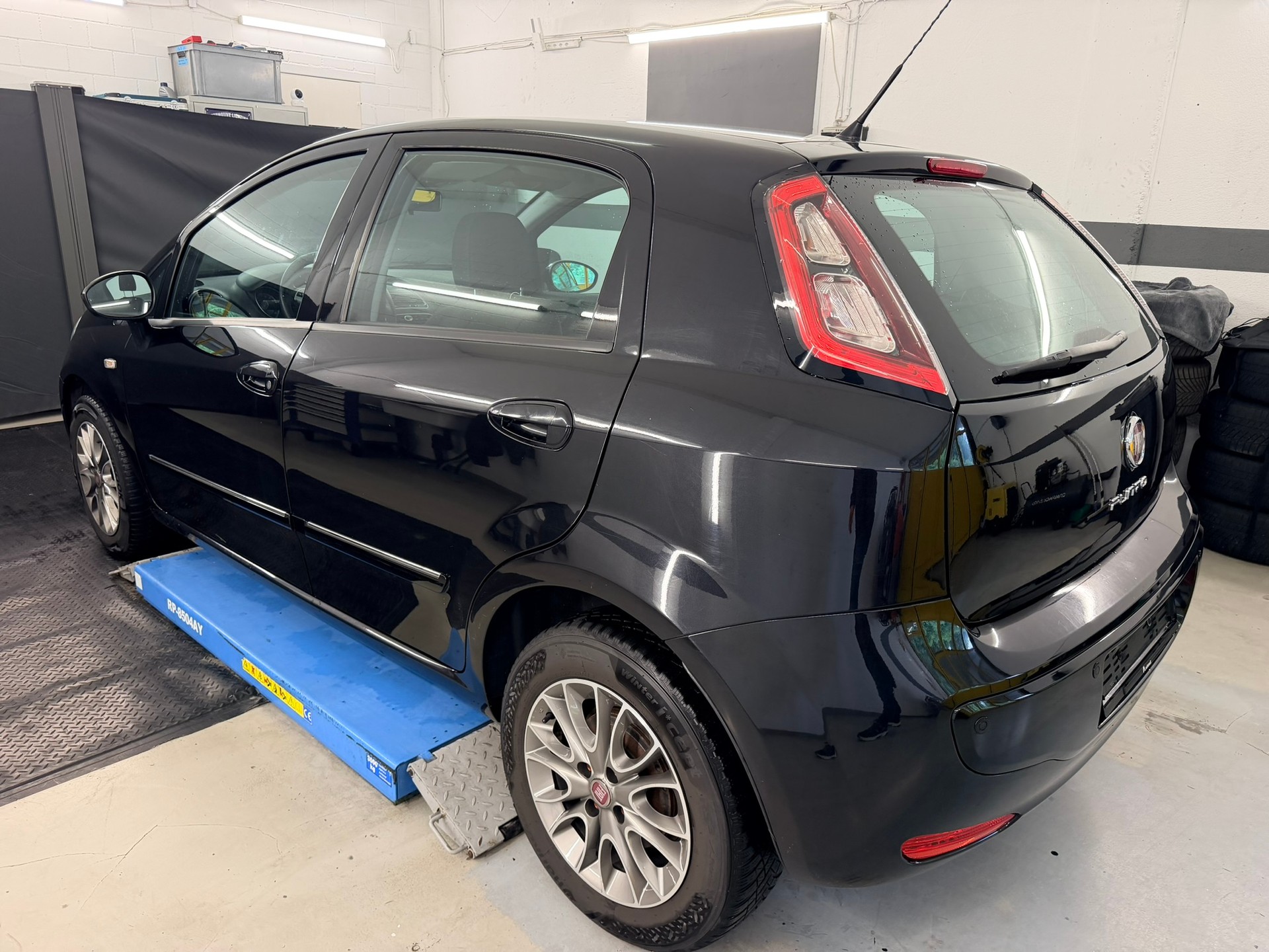 FIAT Punto Evo 1.4 MyLife Dualogic-image-5