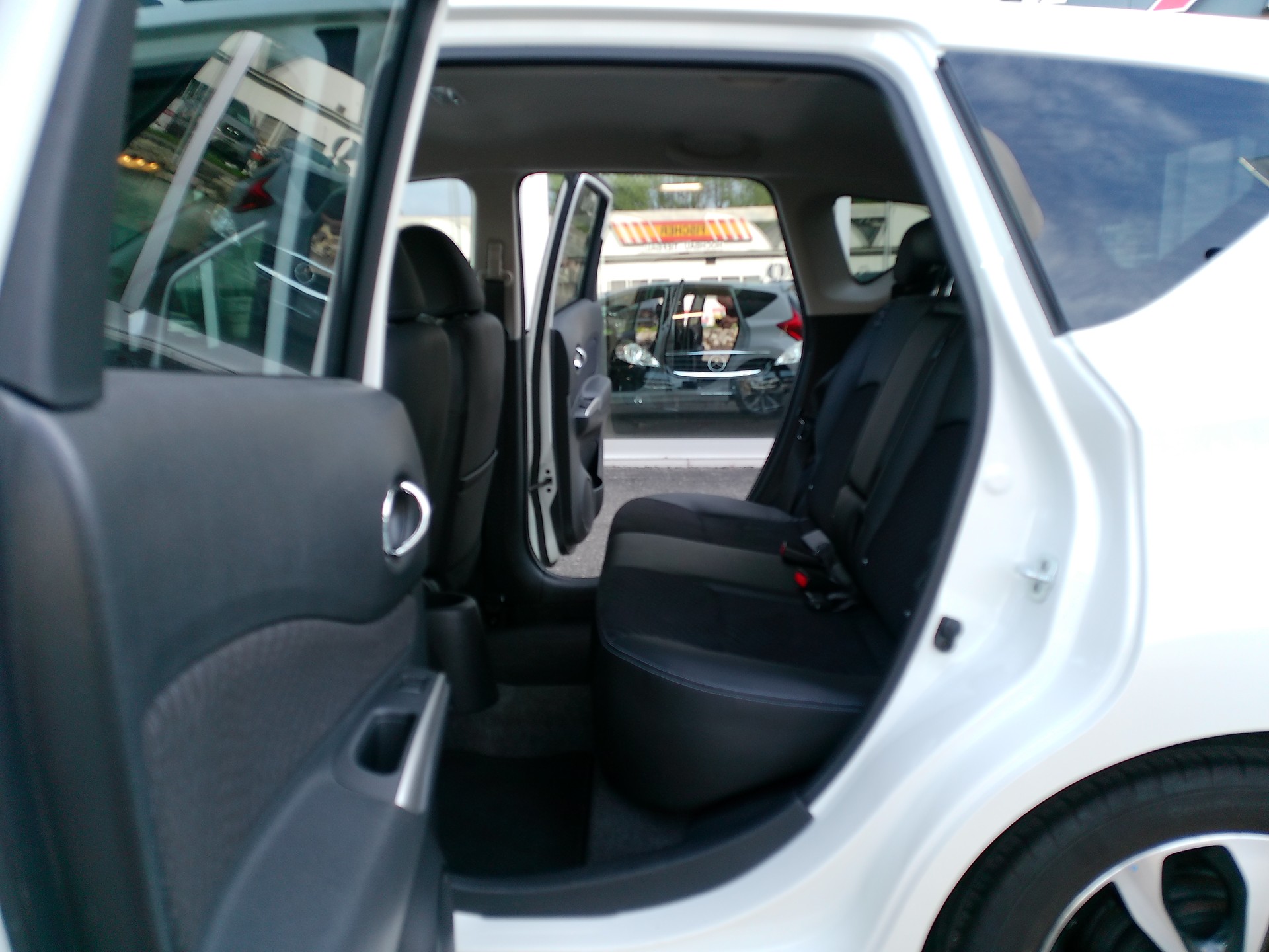 NISSAN Note 1.2 DIG-S tekna CVT-image-12