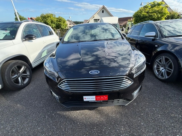 FORD Focus 1.5 SCTi Titanium-image-1