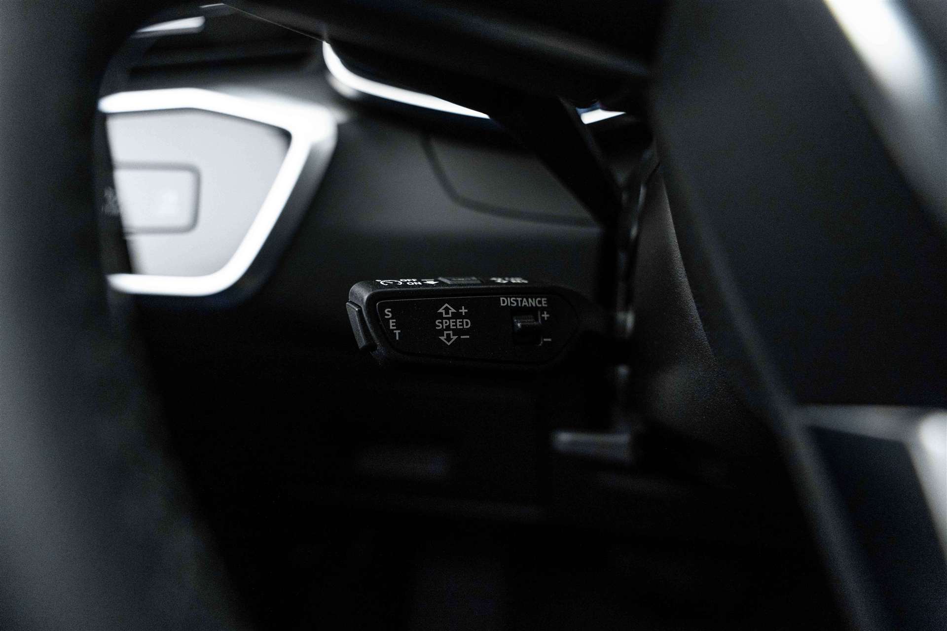 AUDI A6 Avant 45 TFSI Sport S-tronic quattro-image-30