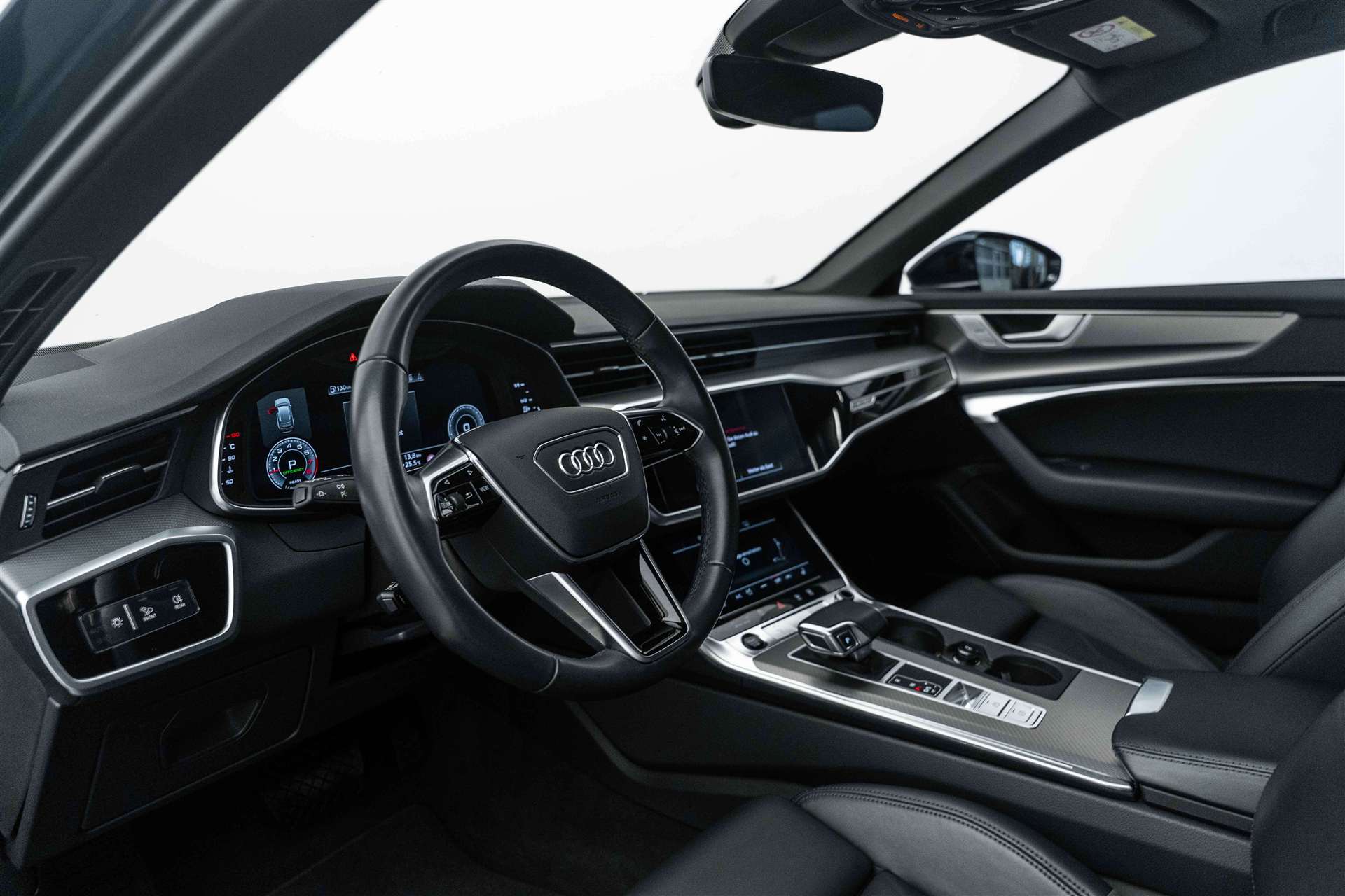 AUDI A6 Avant 45 TFSI Sport S-tronic quattro-image-7