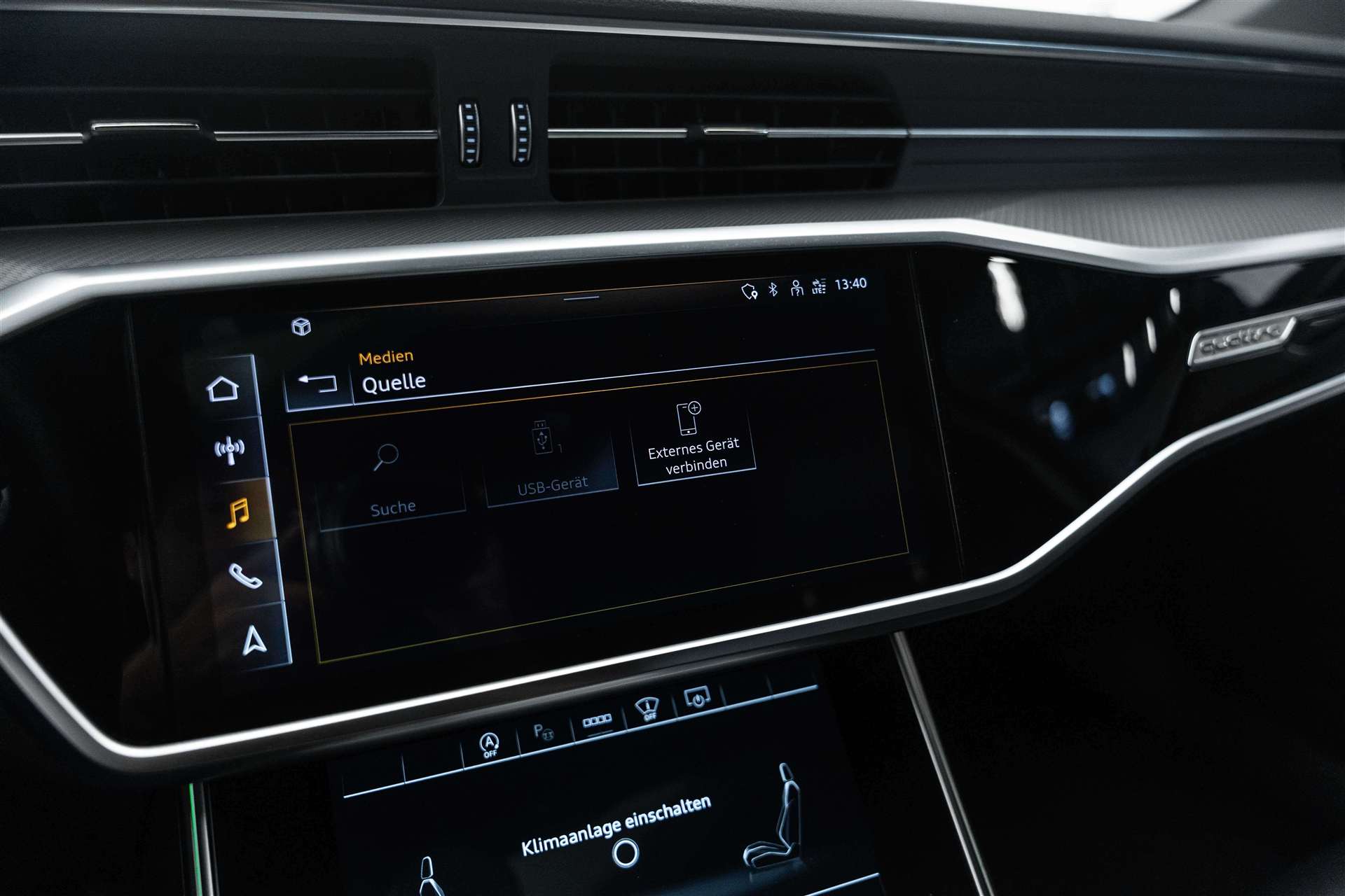 AUDI A6 Avant 45 TFSI Sport S-tronic quattro-image-21