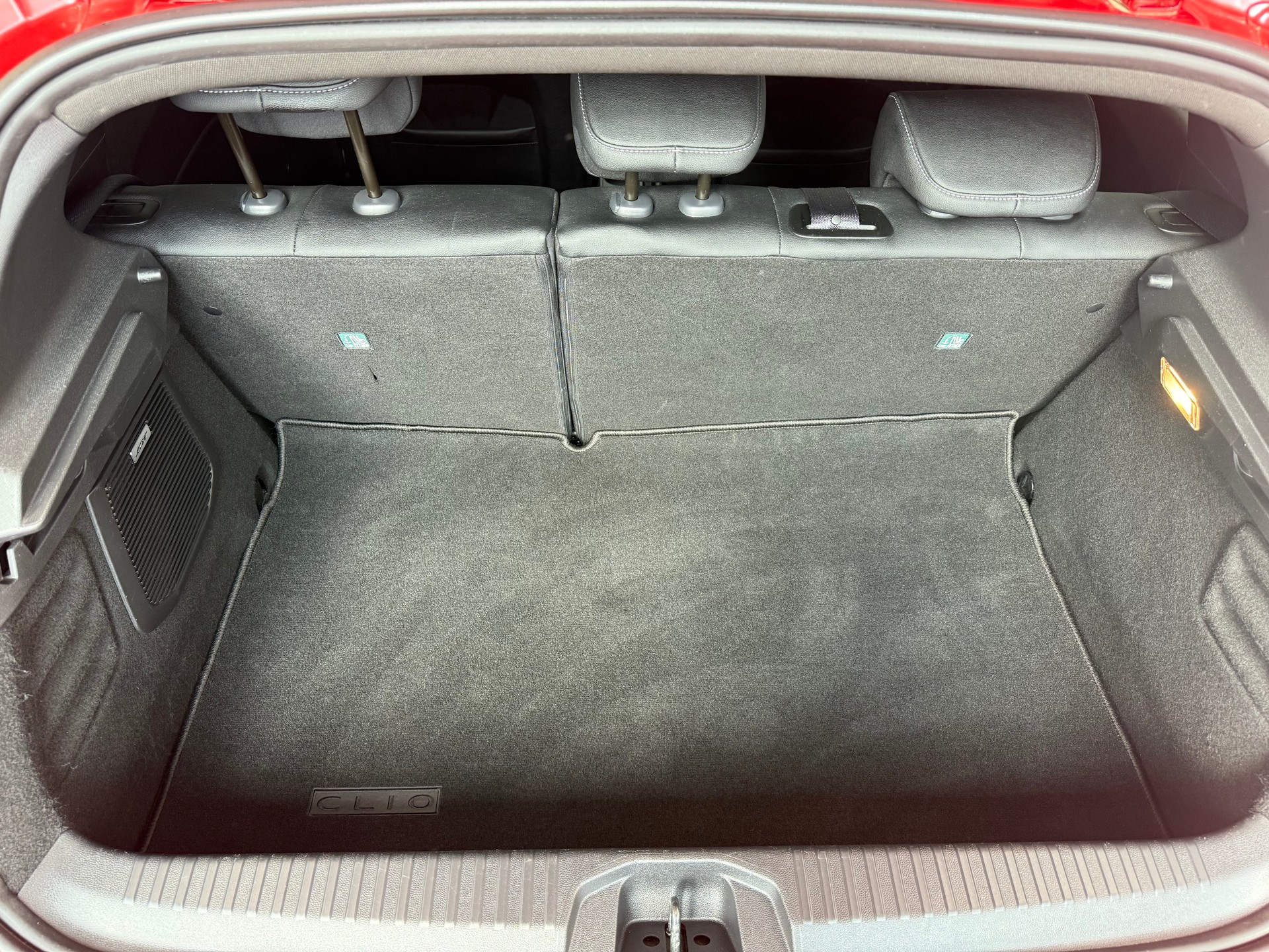 RENAULT Clio 1.3 Intens EDC-image-9