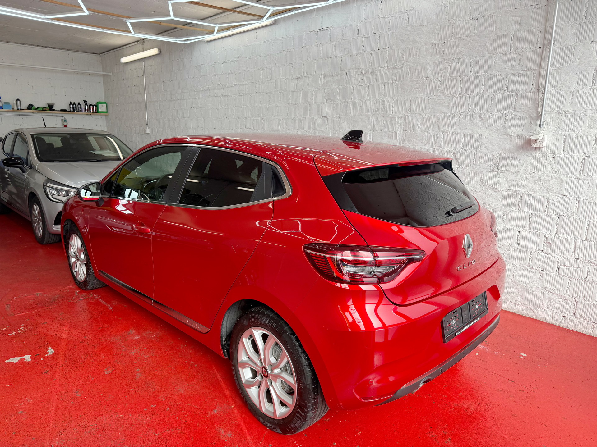 RENAULT Clio 1.3 Intens EDC-image-2