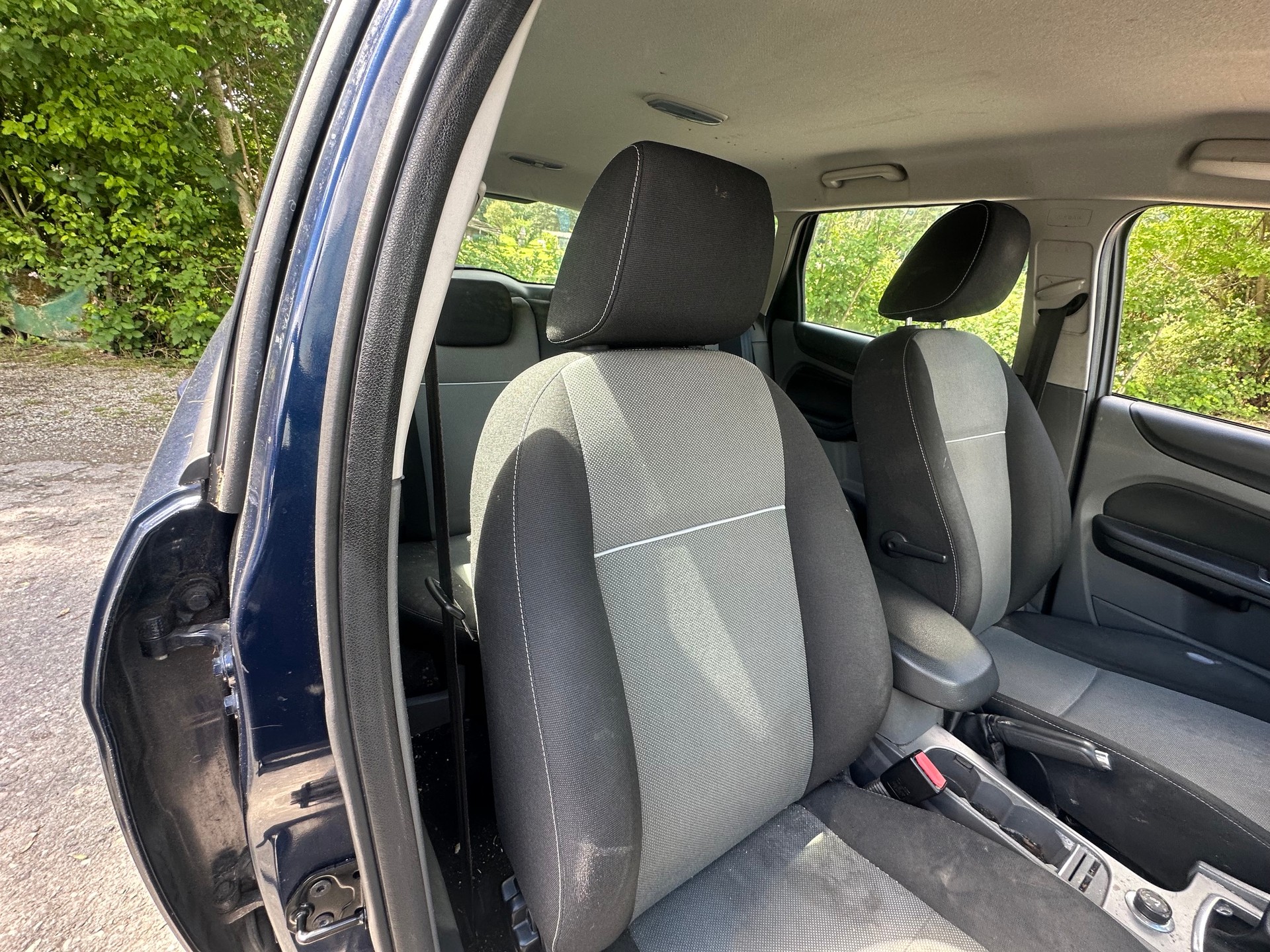 FORD Focus 1.6i VCT Carving-image-7