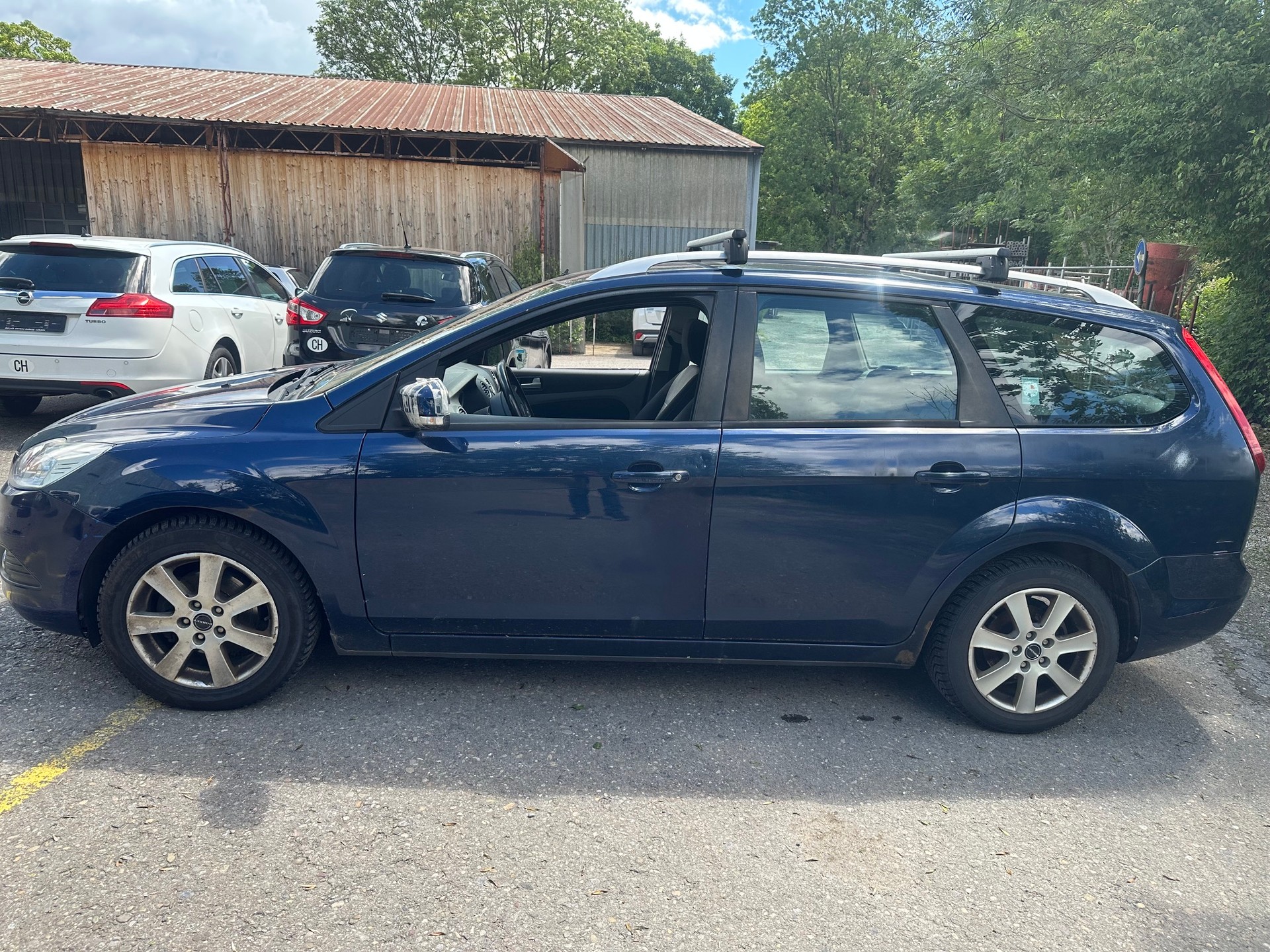 FORD Focus 1.6i VCT Carving-image-2