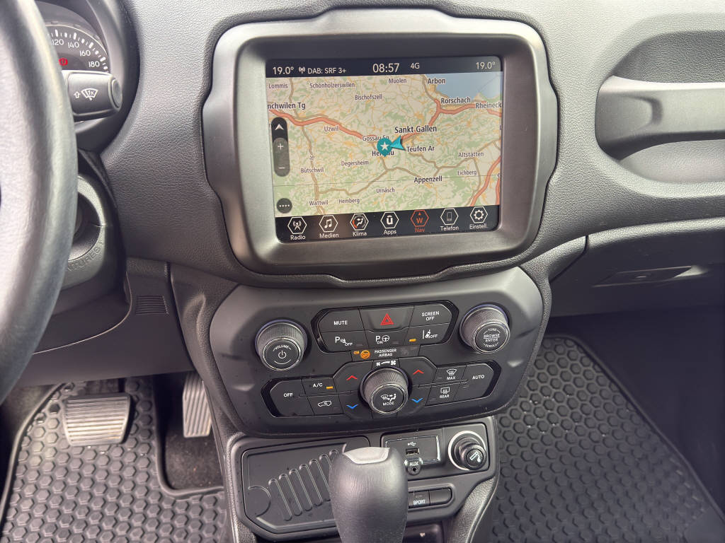JEEP Renegade 1.3 Turbo S-image-11