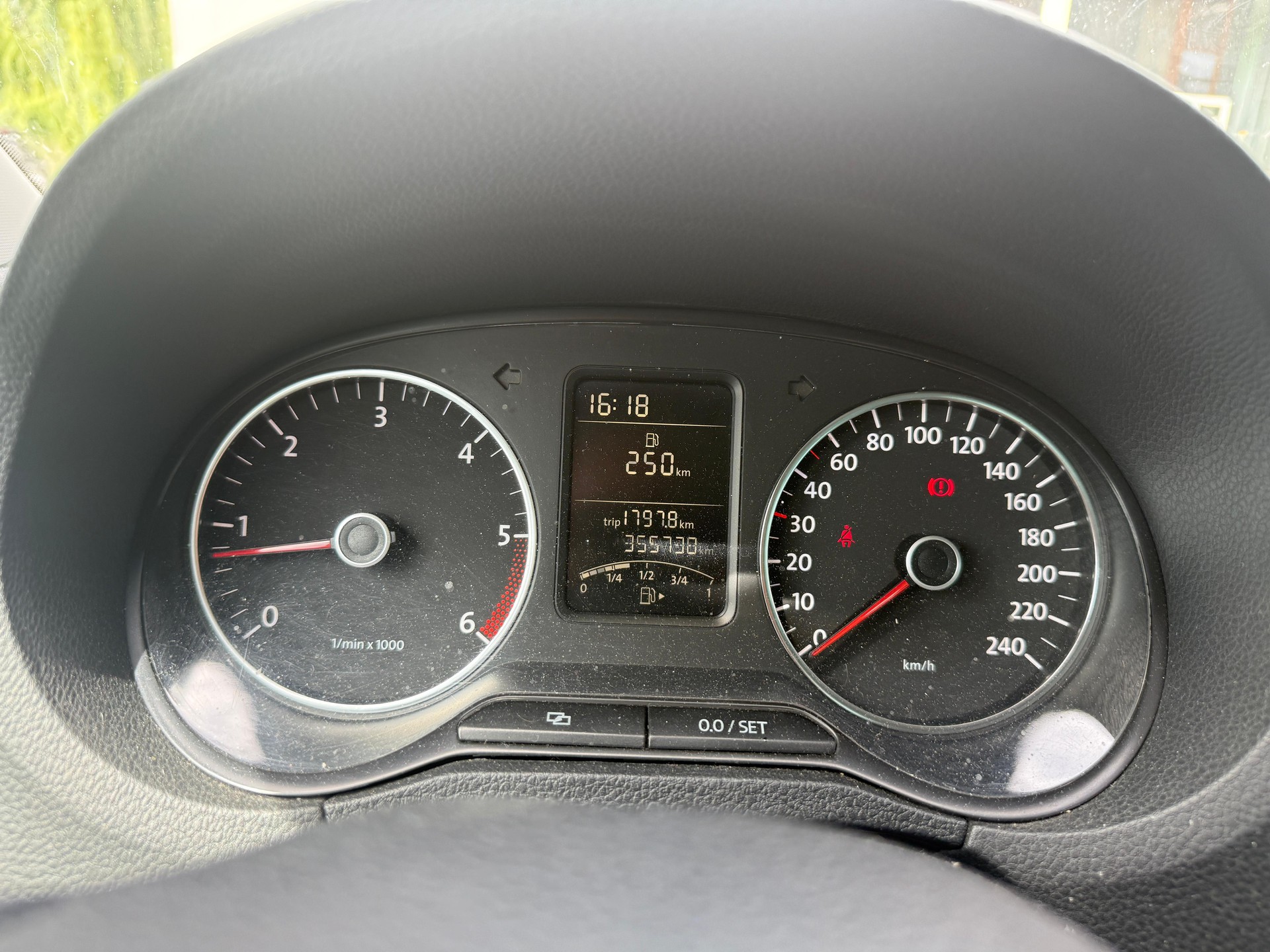 VW Polo 1.6 TDI Comfortline-image-8