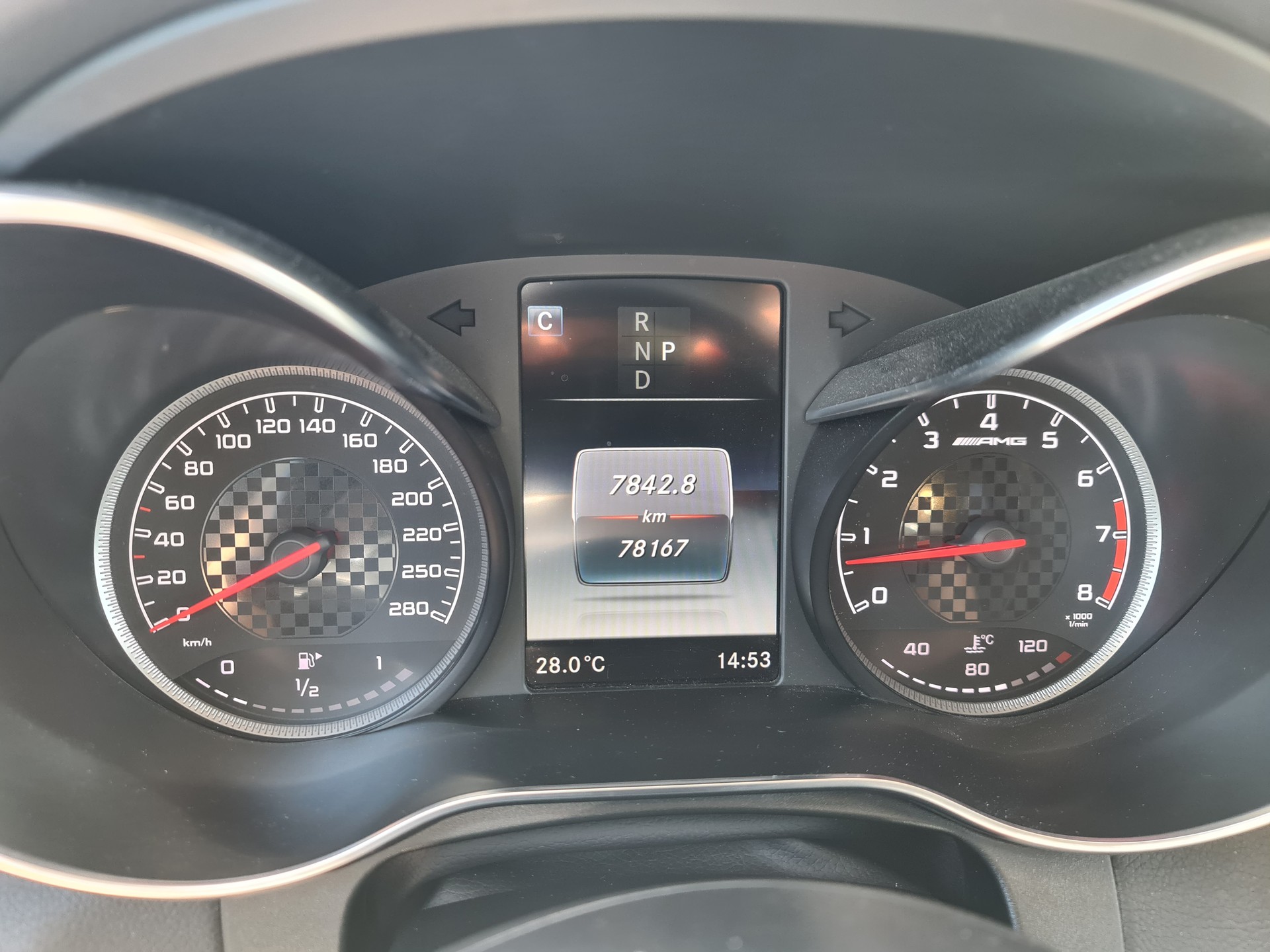 MERCEDES-BENZ GLC 43 AMG 4Matic 9G-Tronic-image-9