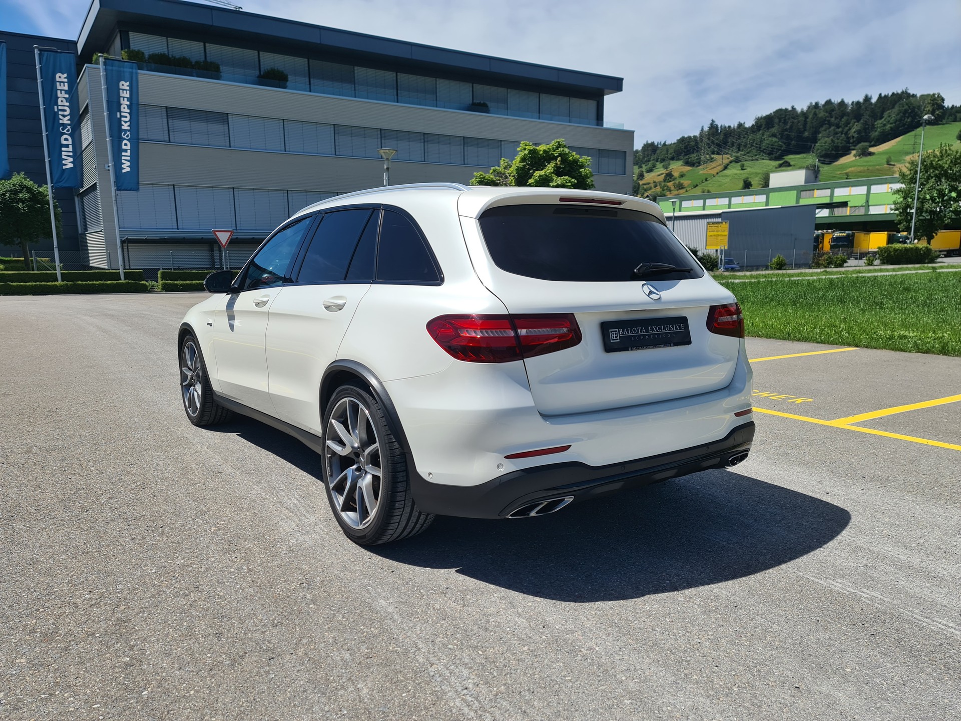 MERCEDES-BENZ GLC 43 AMG 4Matic 9G-Tronic-image-2