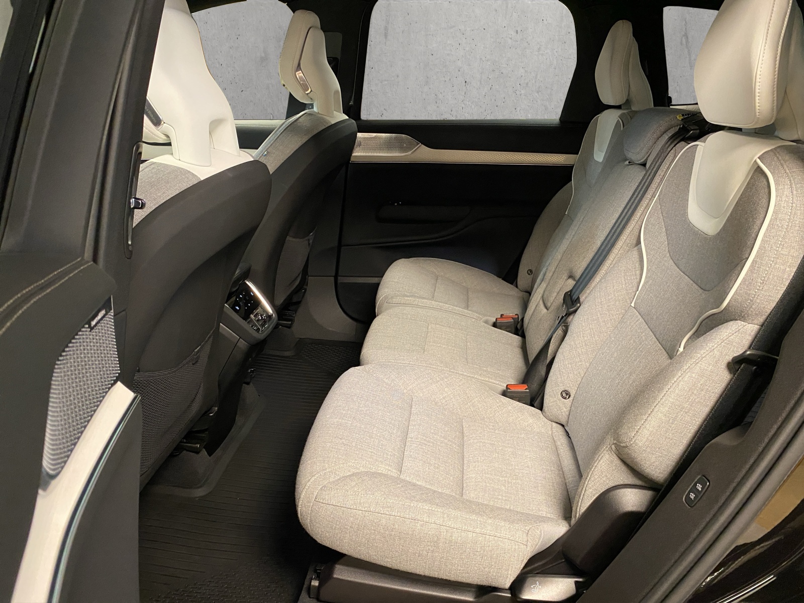 VOLVO EX90 Twin Performance 111 kWh Ultra AWD-image-13