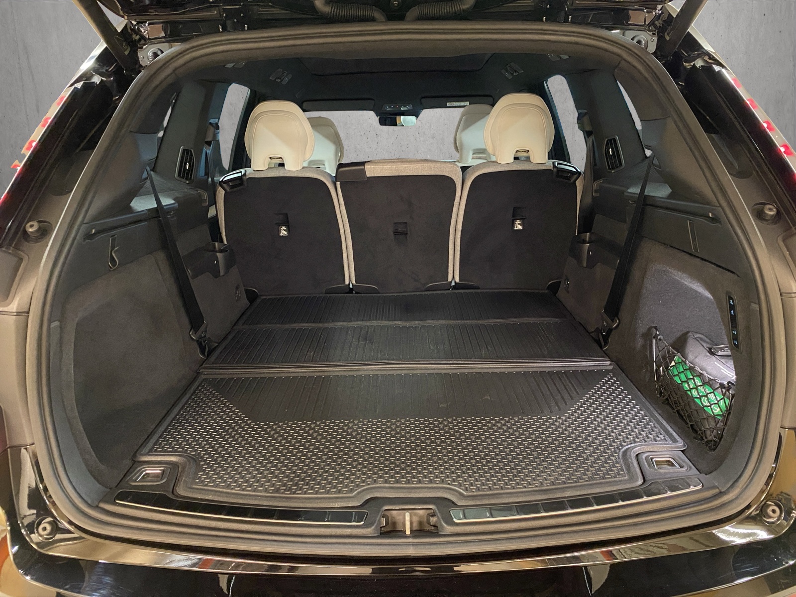 VOLVO EX90 Twin Performance 111 kWh Ultra AWD-image-16