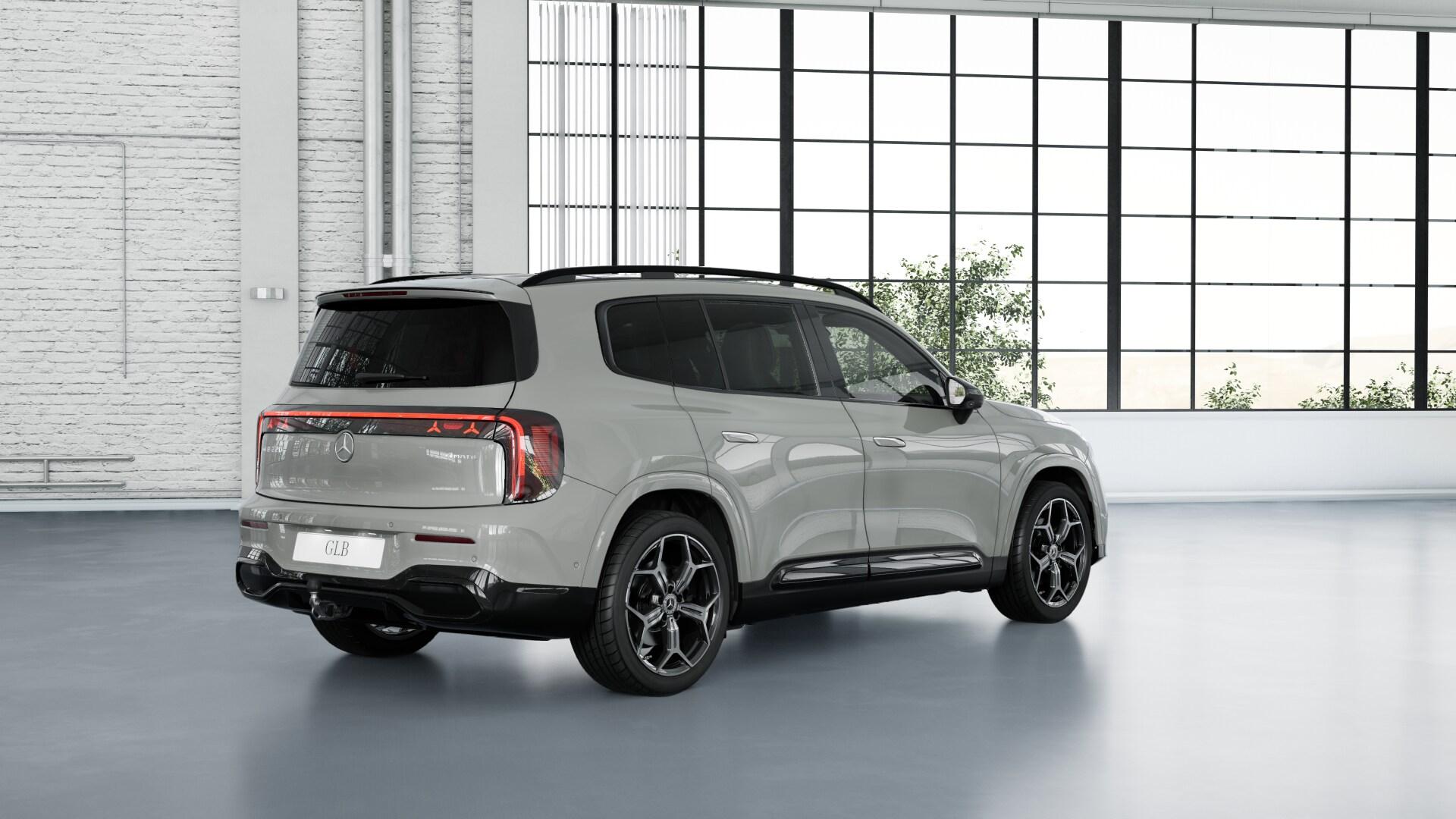 MERCEDES-BENZ GLB 220 4matic-image-3