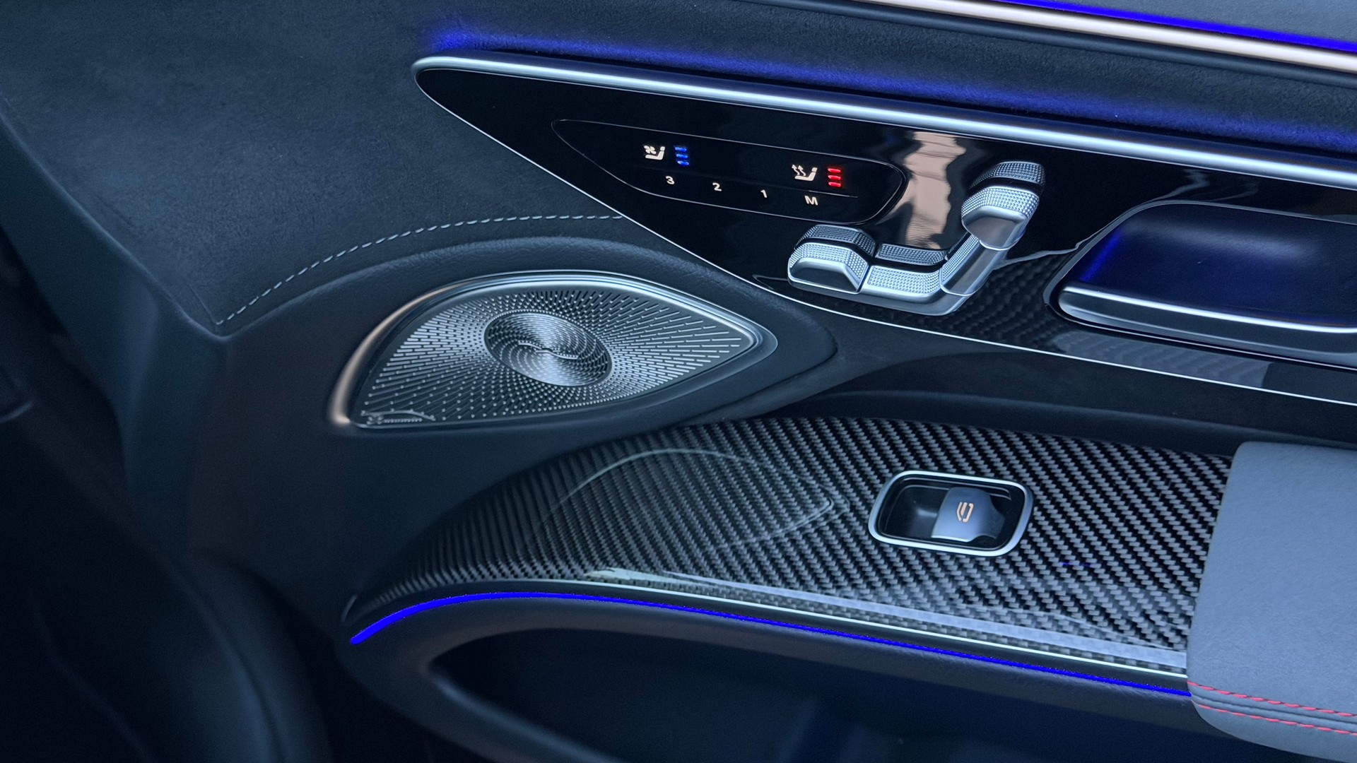 MERCEDES-BENZ EQS AMG 53 4Matic+ ♦️ Batteriekapazität = 98.8%*1.Hand*Traumausstattung*CH Fahrzeug♦️-image-20