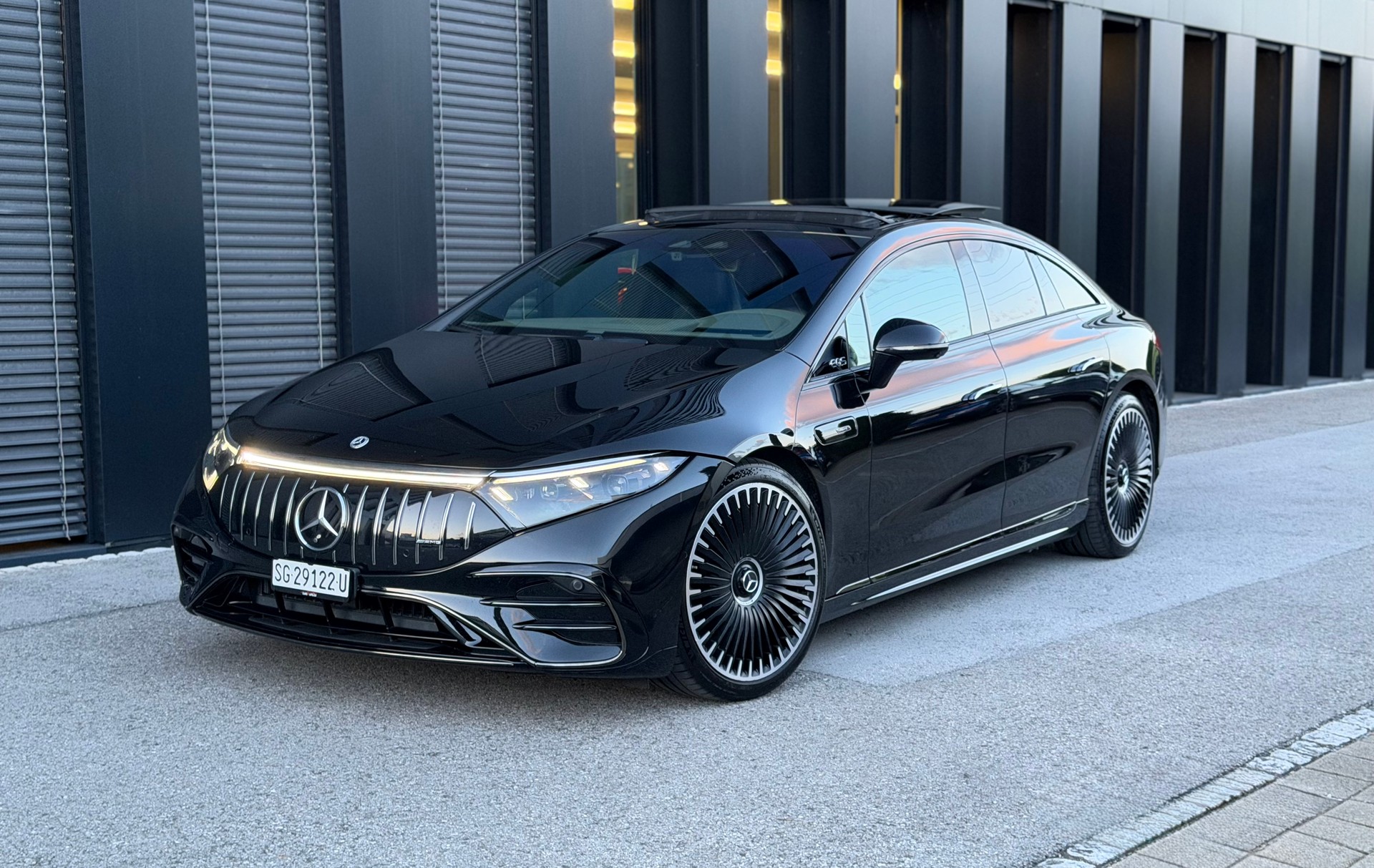 MERCEDES-BENZ EQS AMG 53 4Matic+♦️1.Hand*Traumausstattung*CH Fahrzeug♦️