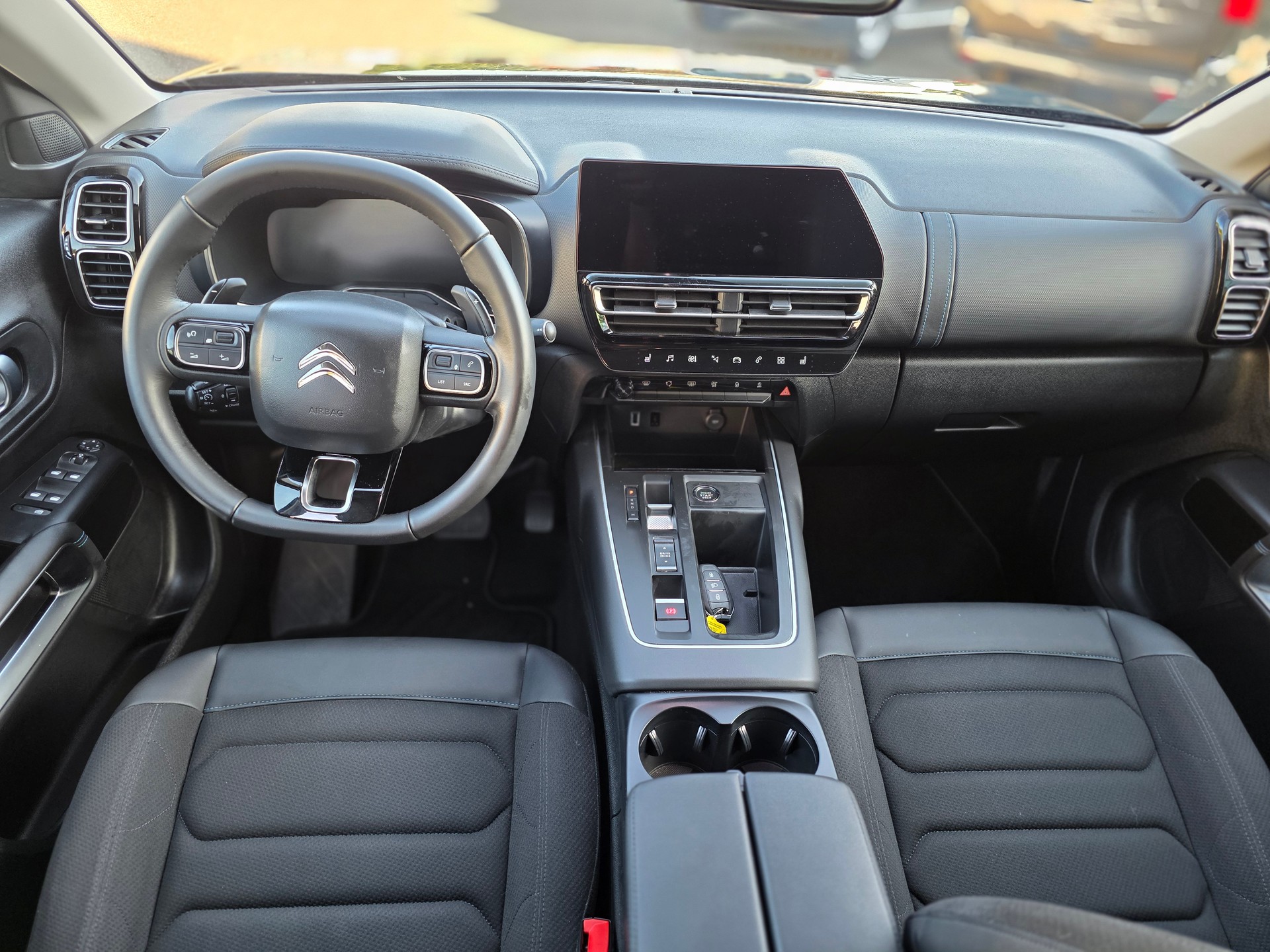 CITROEN C5 Aircross 1.2 HEV Swiss Edition-image-8
