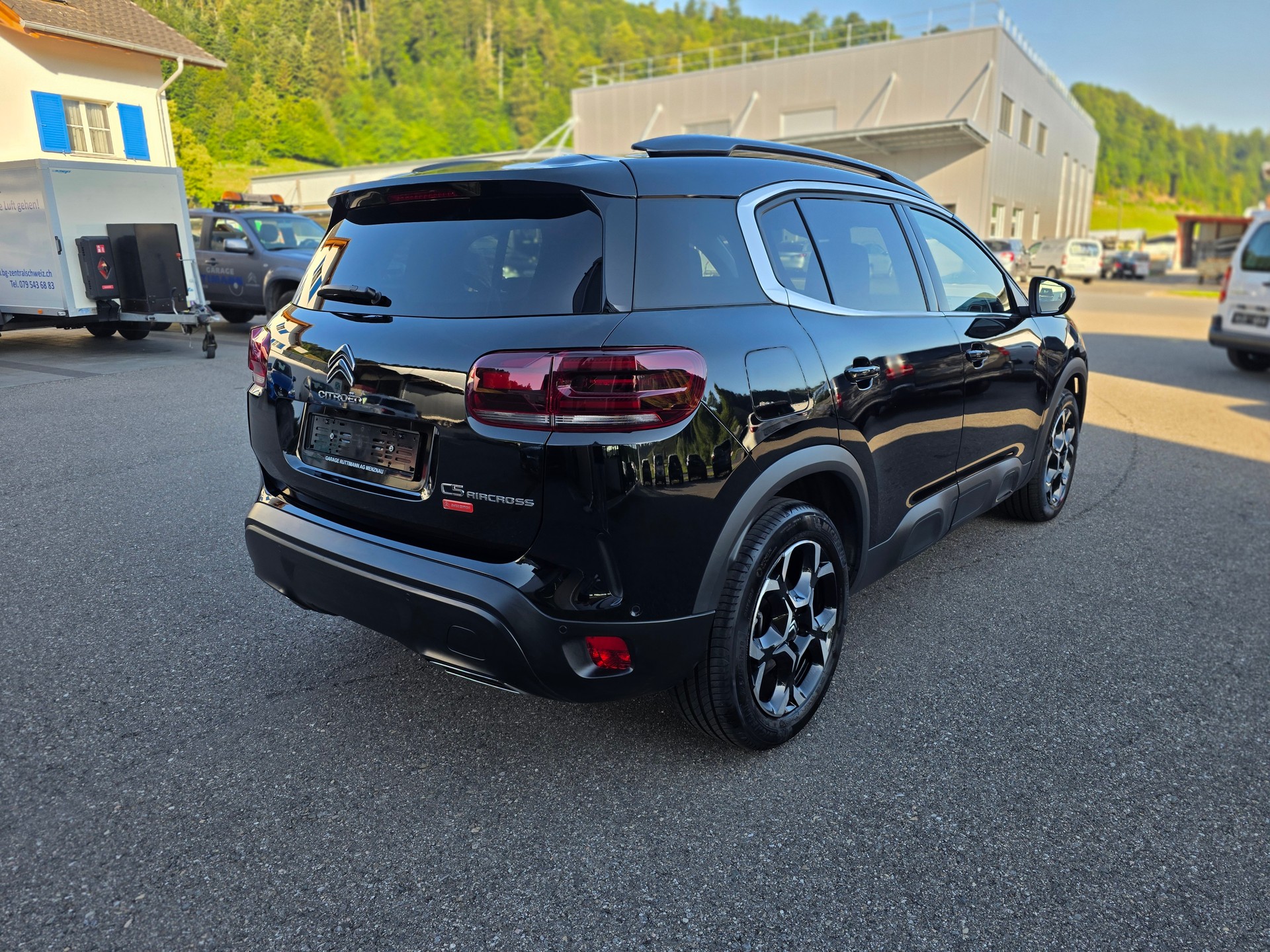 CITROEN C5 Aircross 1.2 HEV Swiss Edition-image-4