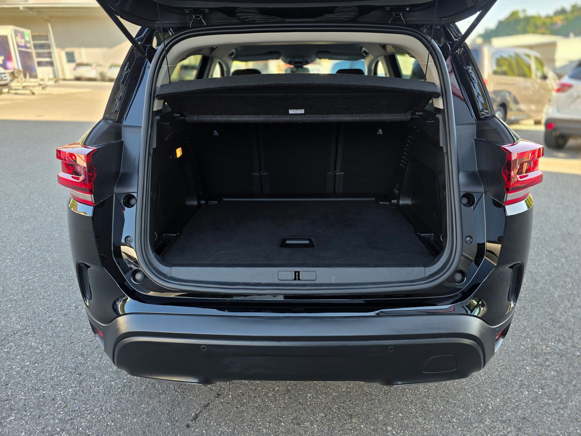 CITROEN C5 Aircross 1.2 HEV Swiss Edition-image-7