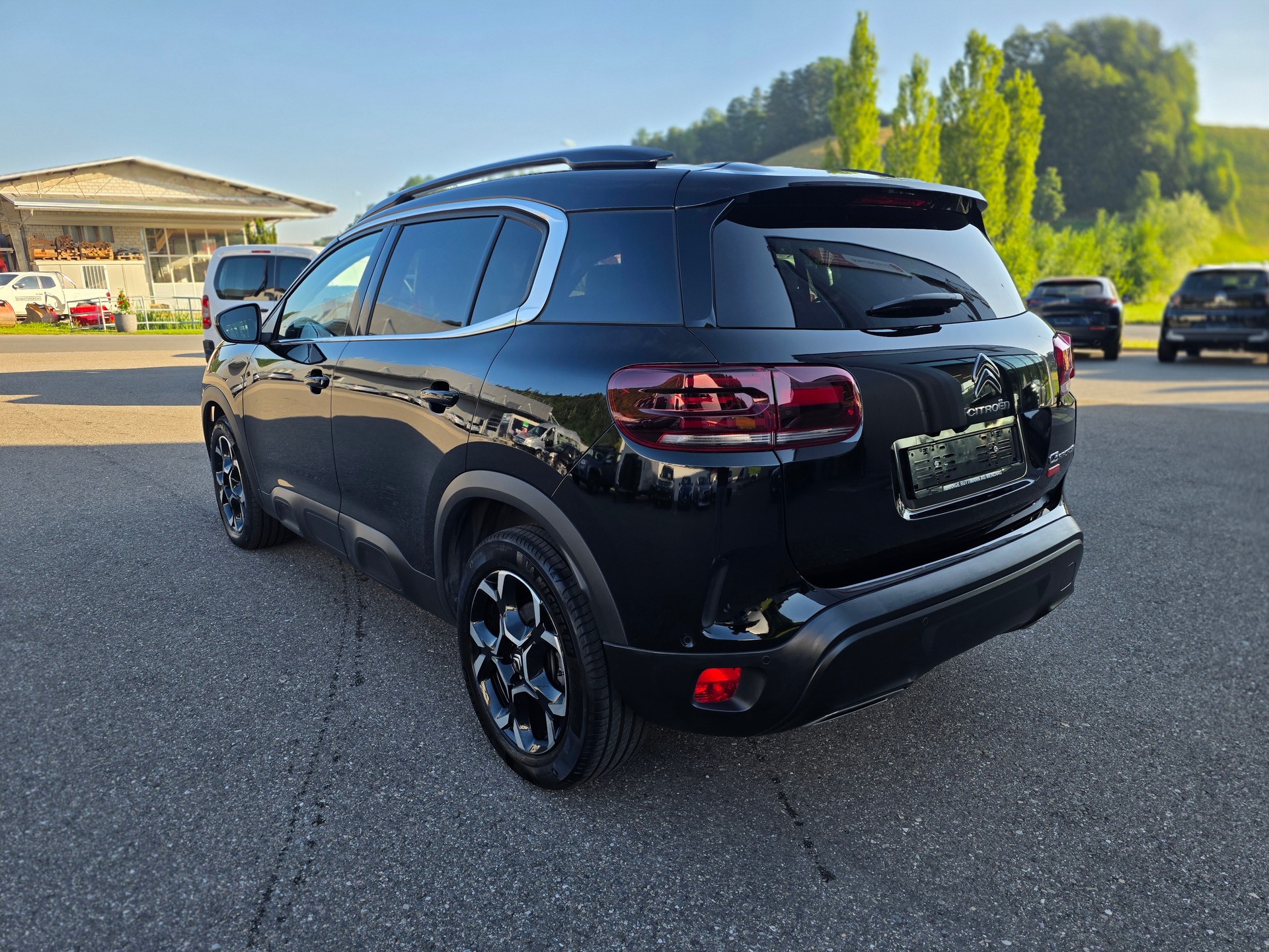 CITROEN C5 Aircross 1.2 HEV Swiss Edition-image-2